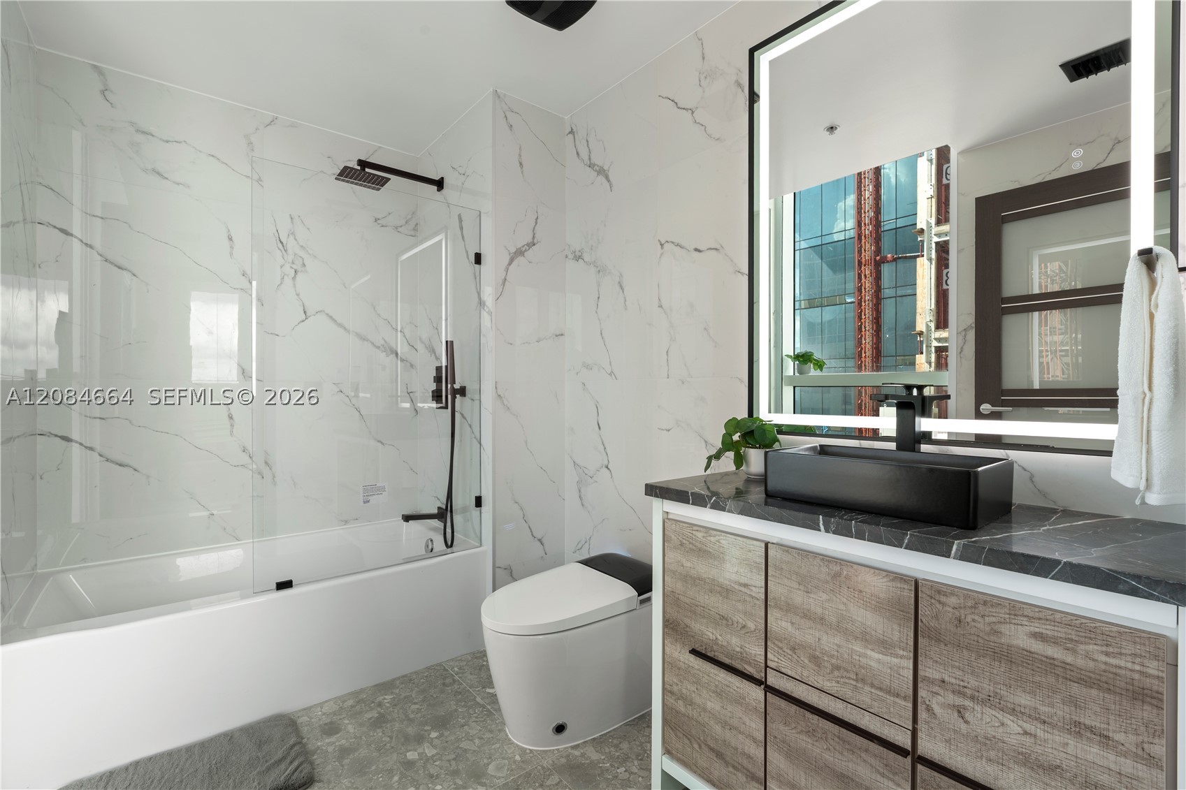 244 Biscayne Blvd #PH4908, Miami FL 33132