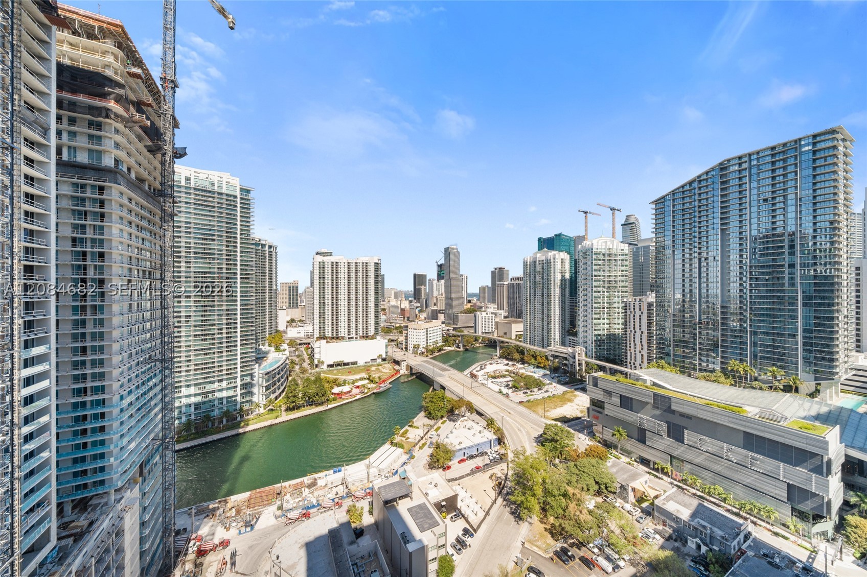 88 SW 7th St #2312, Miami FL 33130