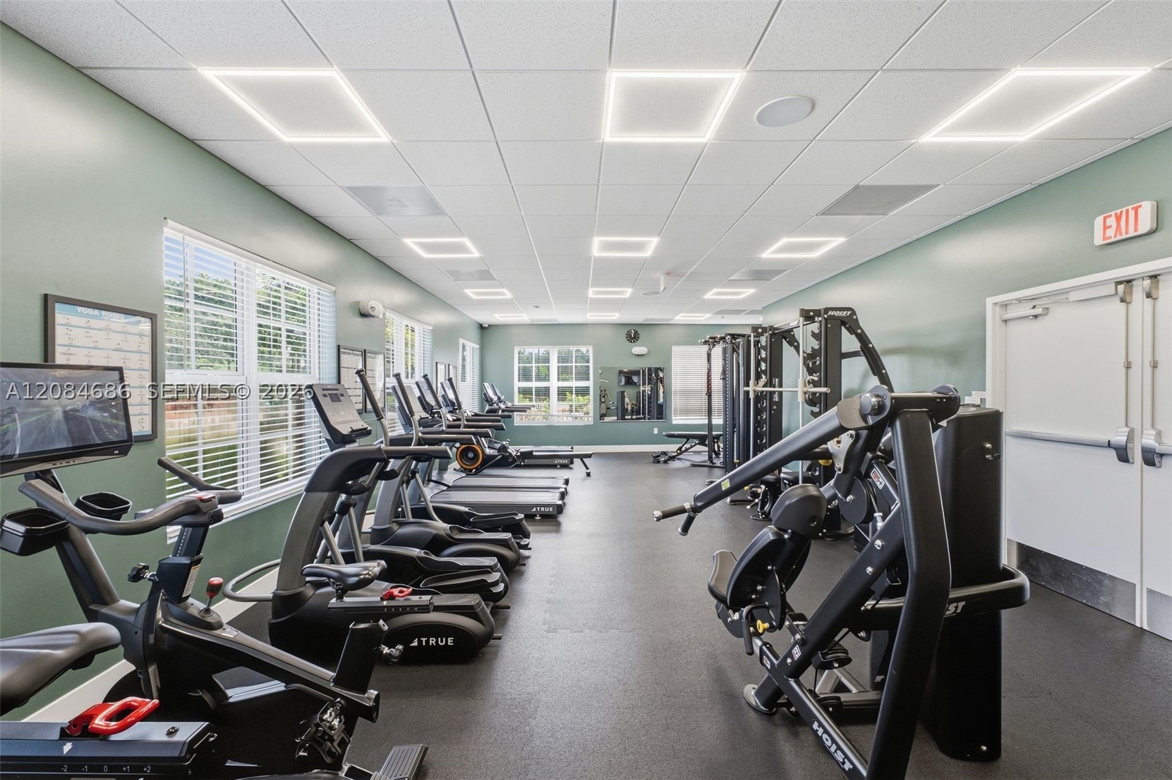 1861 W Eagle Trace Blvd W, Coral Springs FL 33071