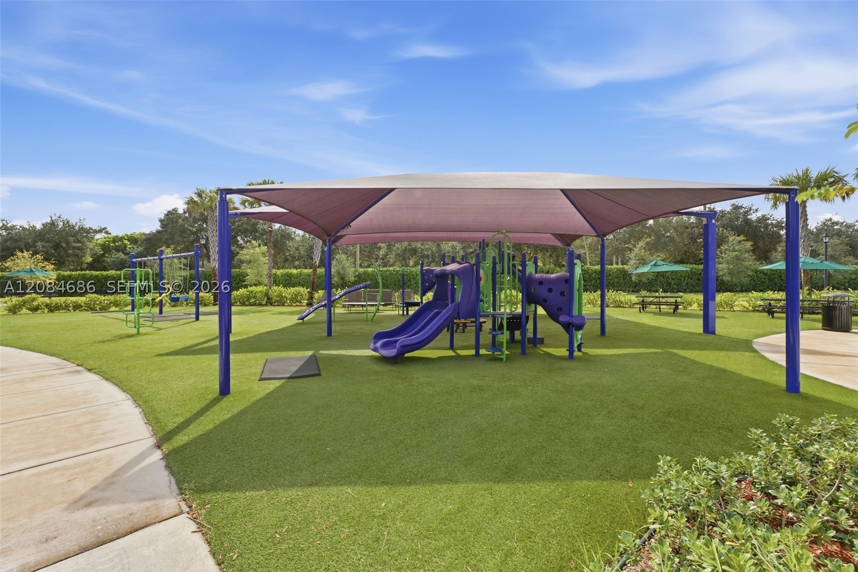 1861 W Eagle Trace Blvd W, Coral Springs FL 33071