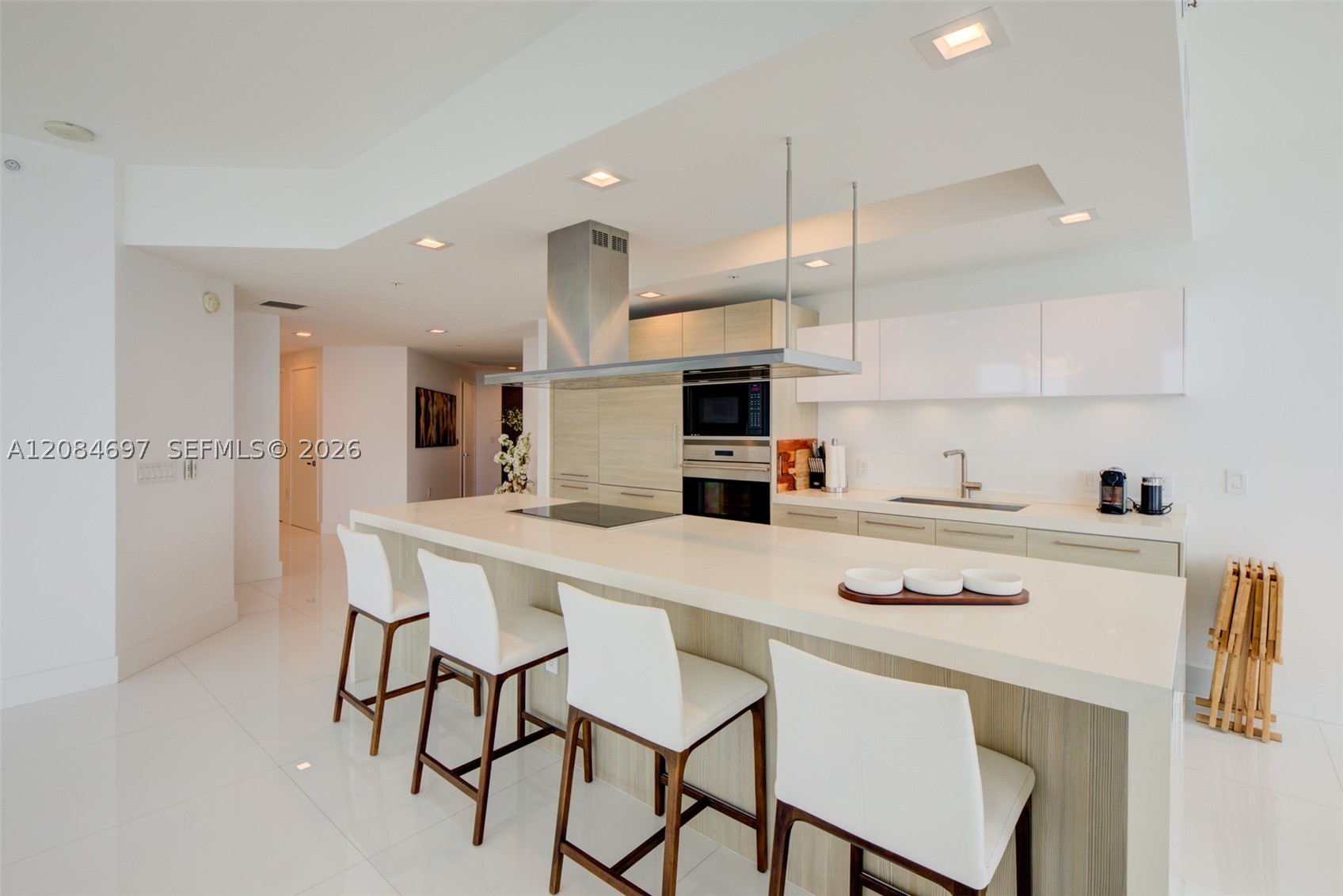 17111 SE Biscayne Blvd #1110, North Miami Beach FL 33160