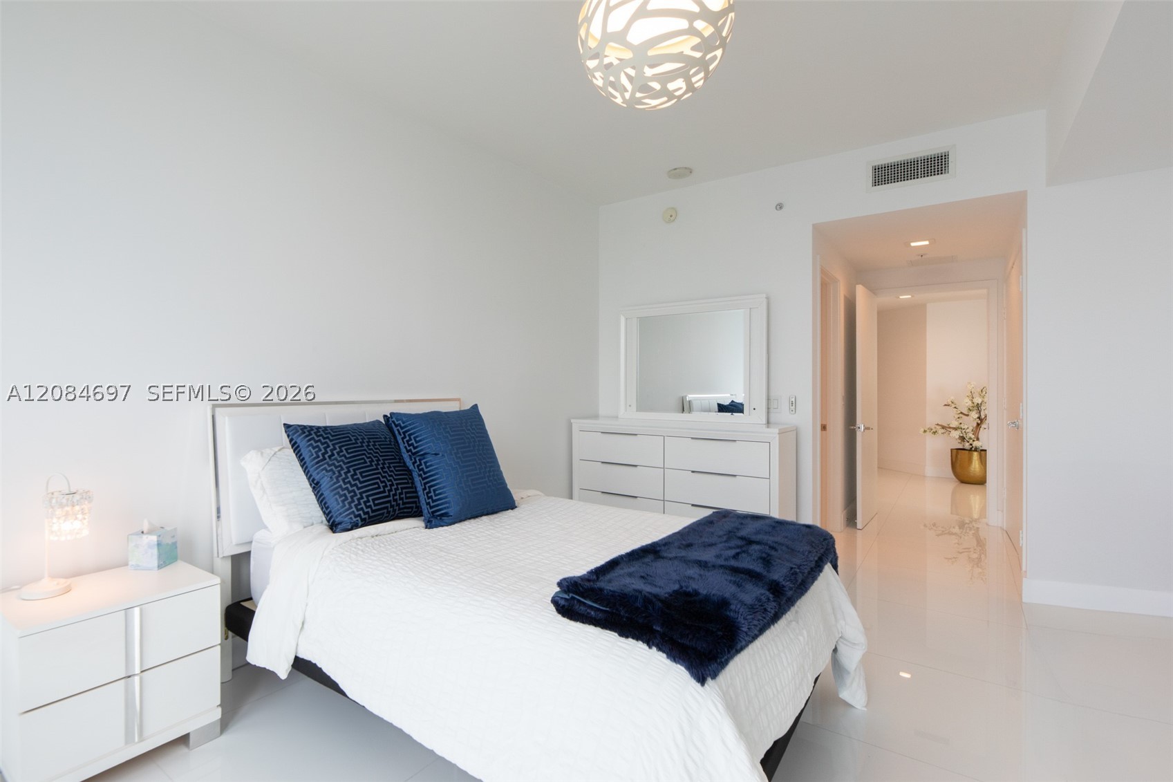 17111 SE Biscayne Blvd #1110, North Miami Beach FL 33160
