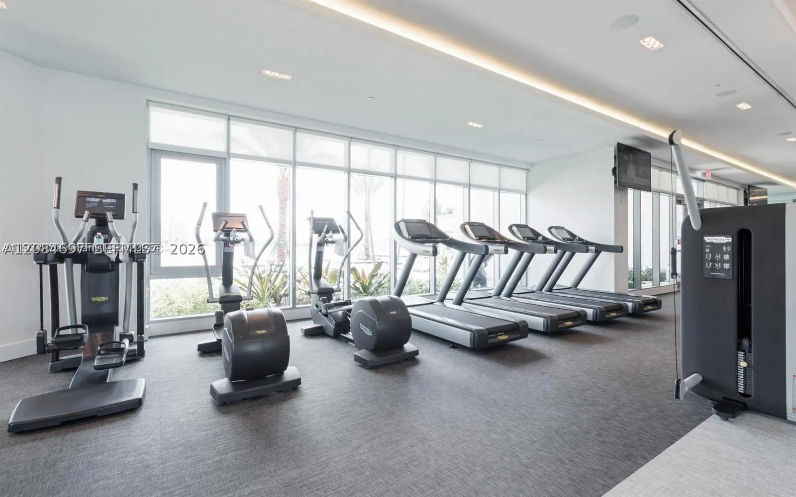 17111 SE Biscayne Blvd #1110, North Miami Beach FL 33160