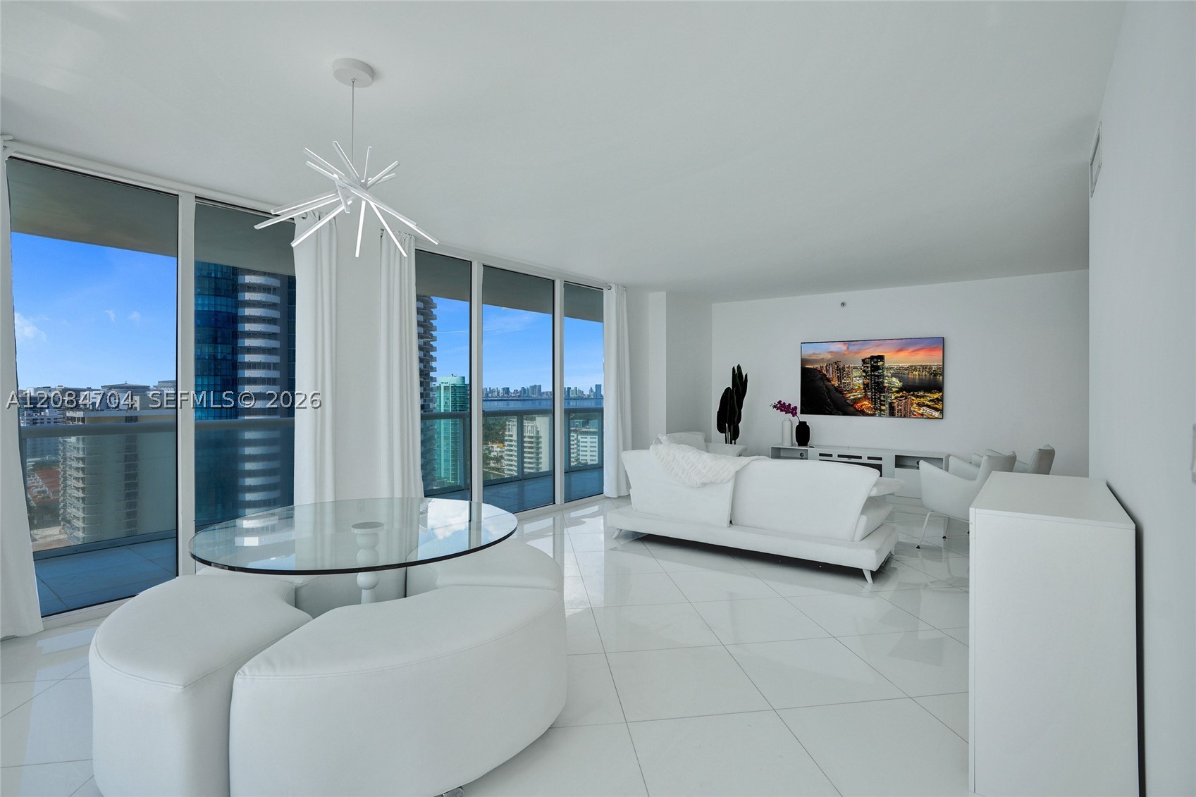 6365 Collins Ave #2403, Miami Beach FL 33141