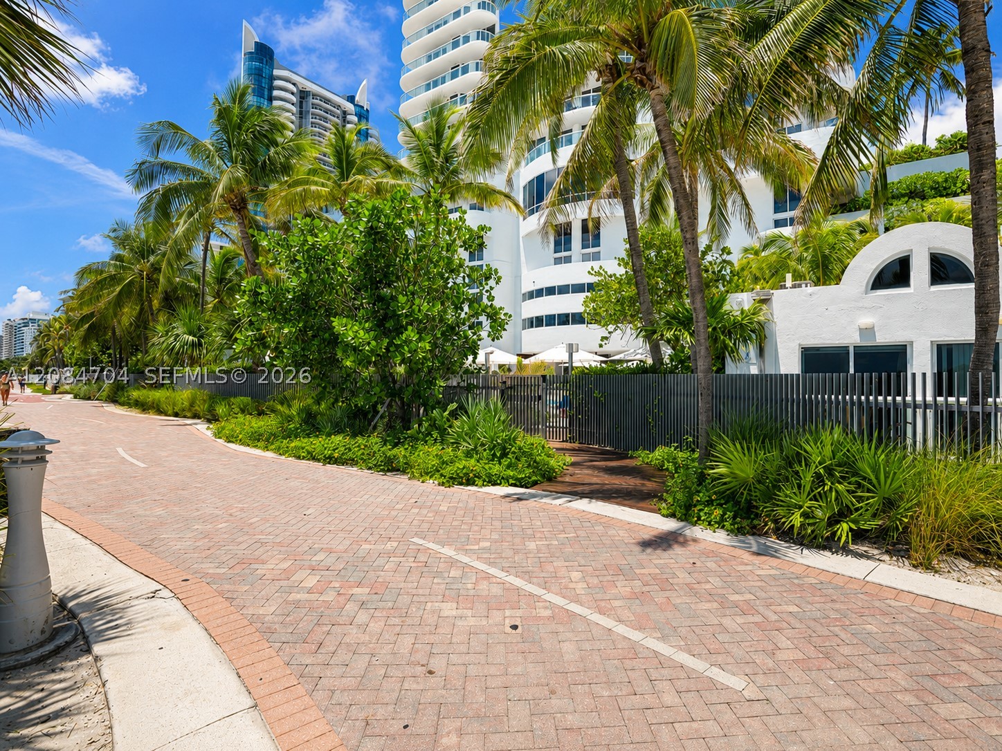 6365 Collins Ave #2403, Miami Beach FL 33141