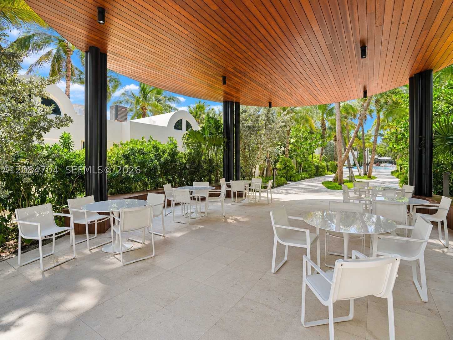 6365 Collins Ave #2403, Miami Beach FL 33141