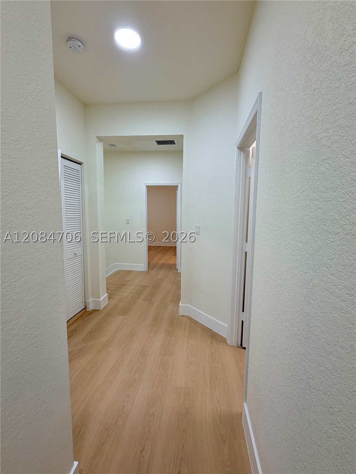 Davie FL 33314 - A12084706
