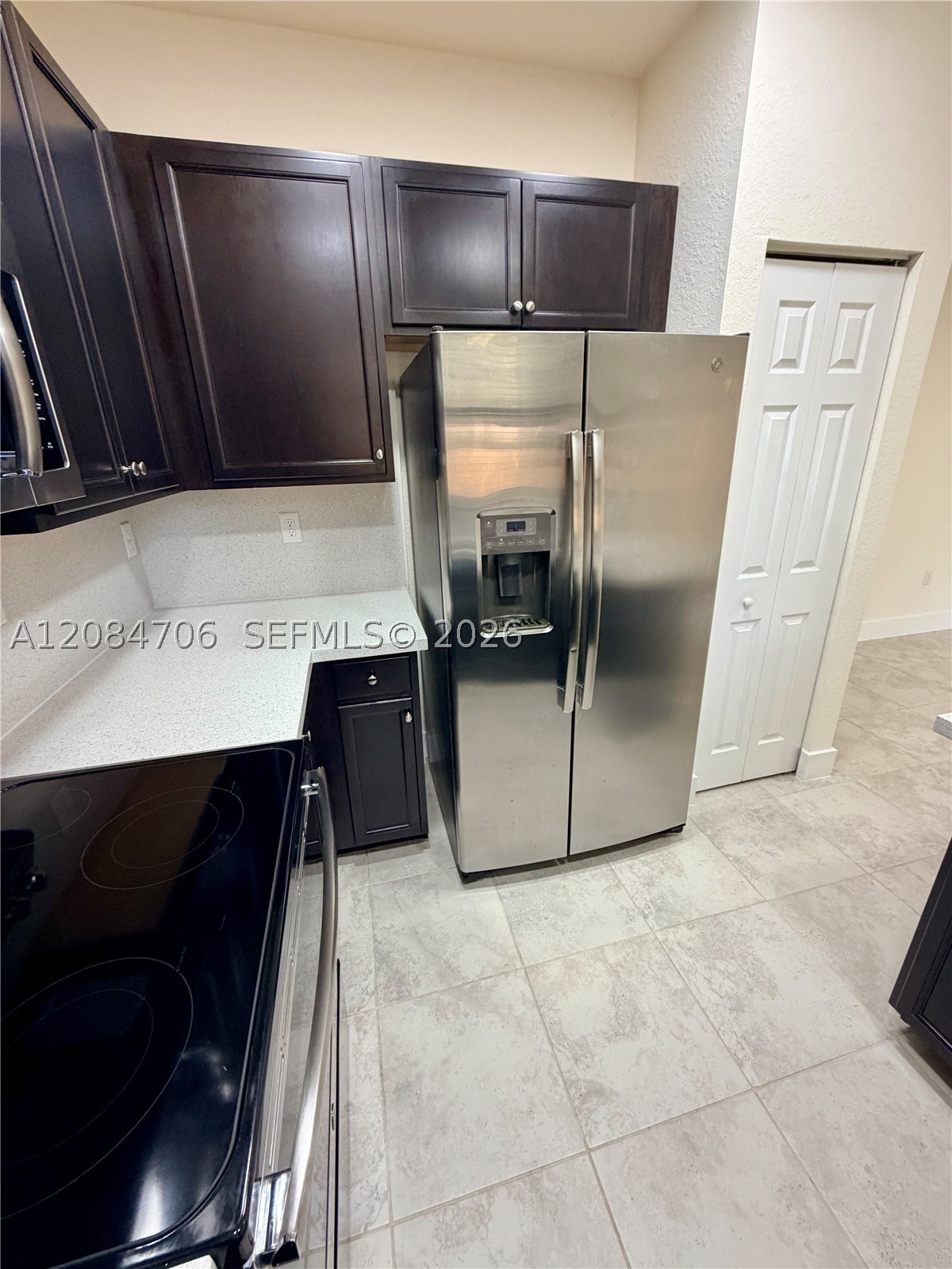 Davie FL 33314 - A12084706