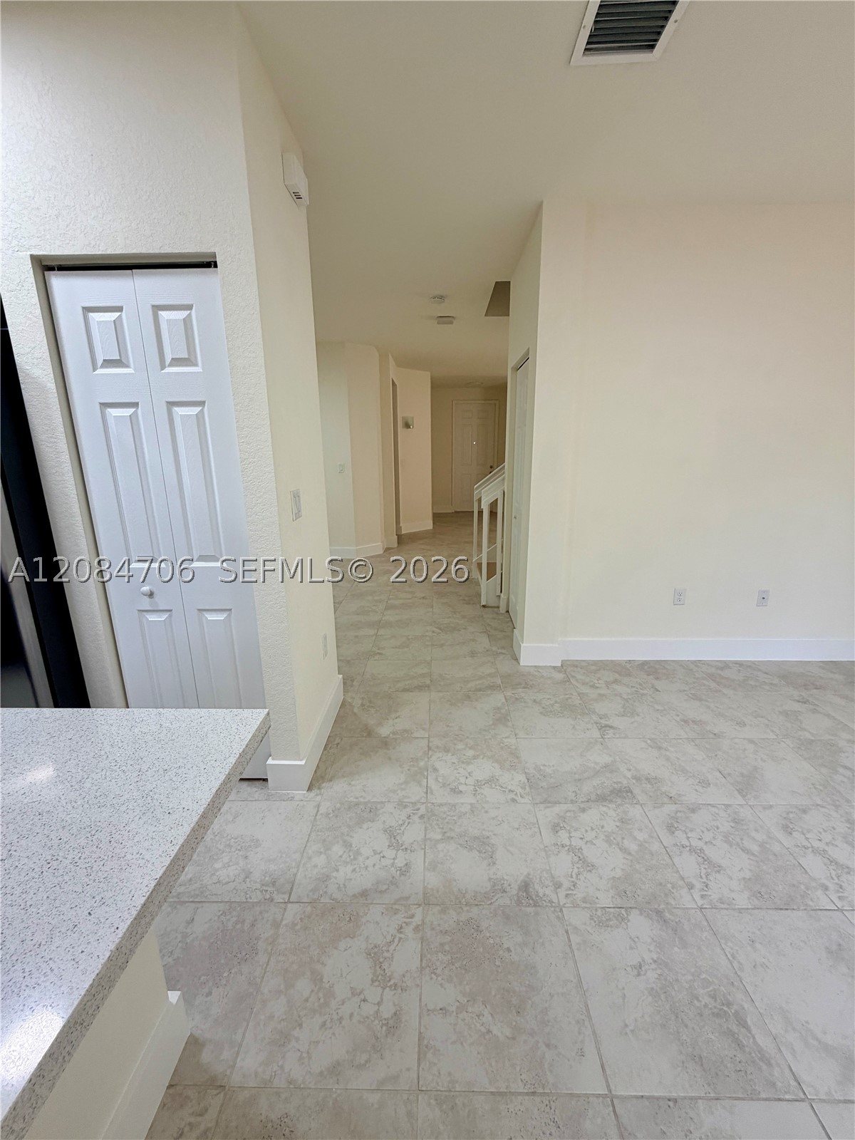 Davie FL 33314 - A12084706