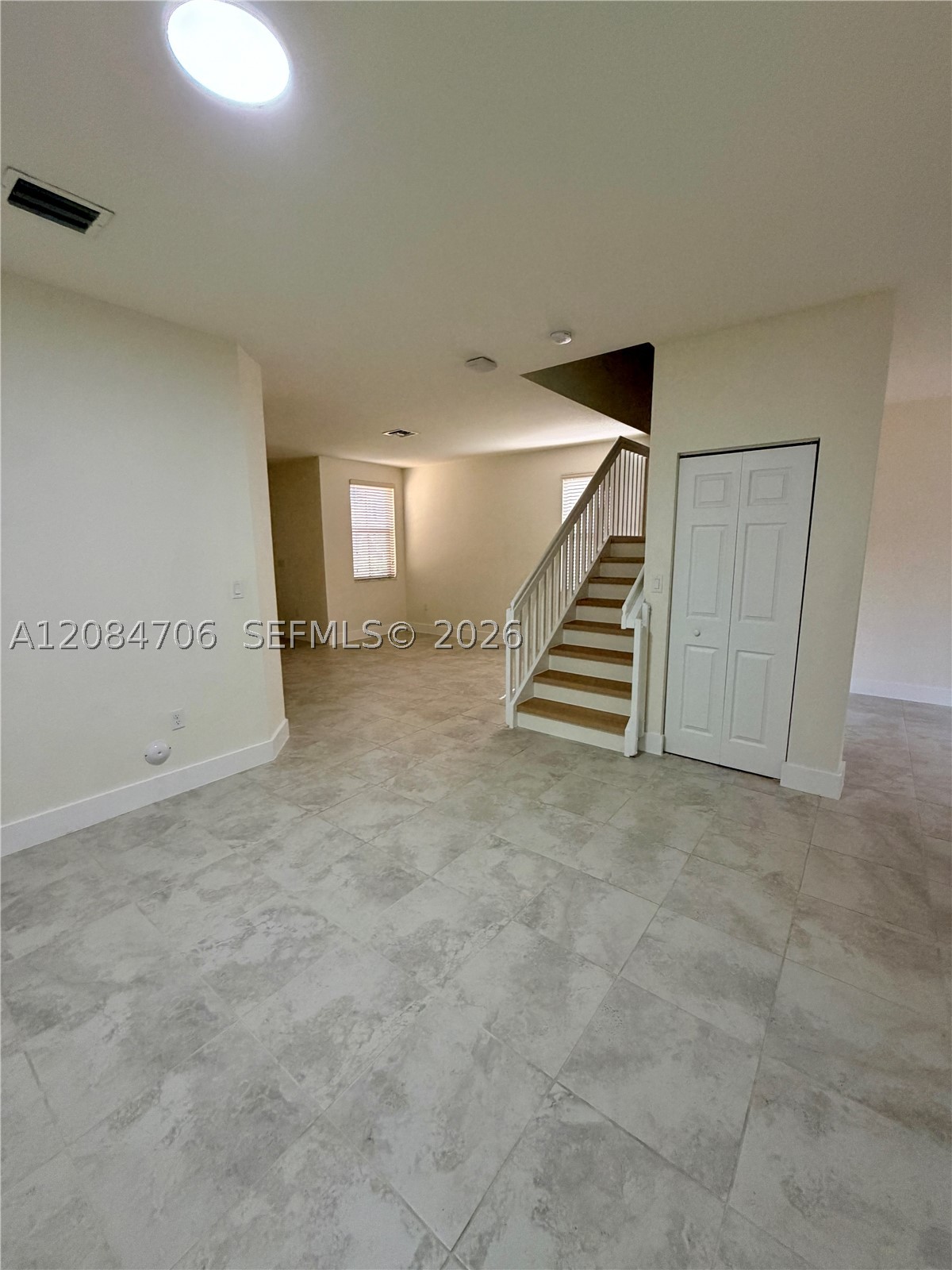 Davie FL 33314 - A12084706