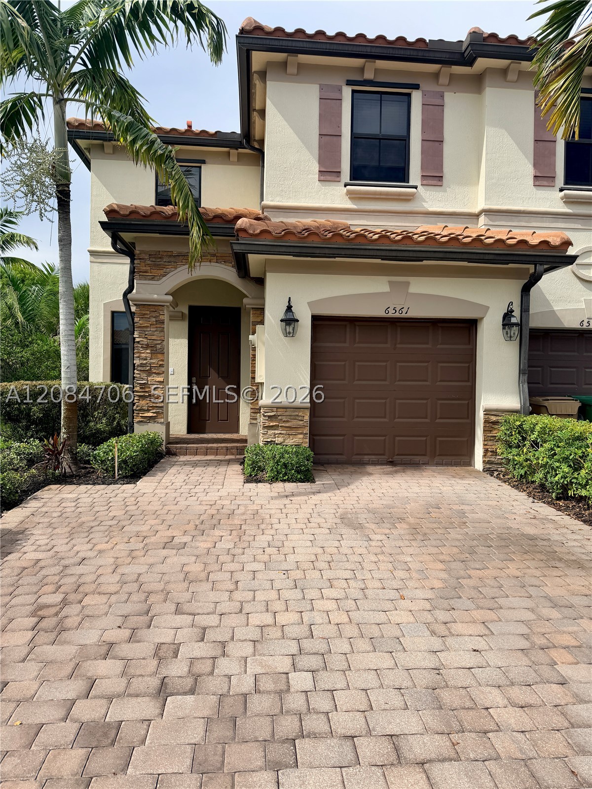 Davie FL 33314 - A12084706