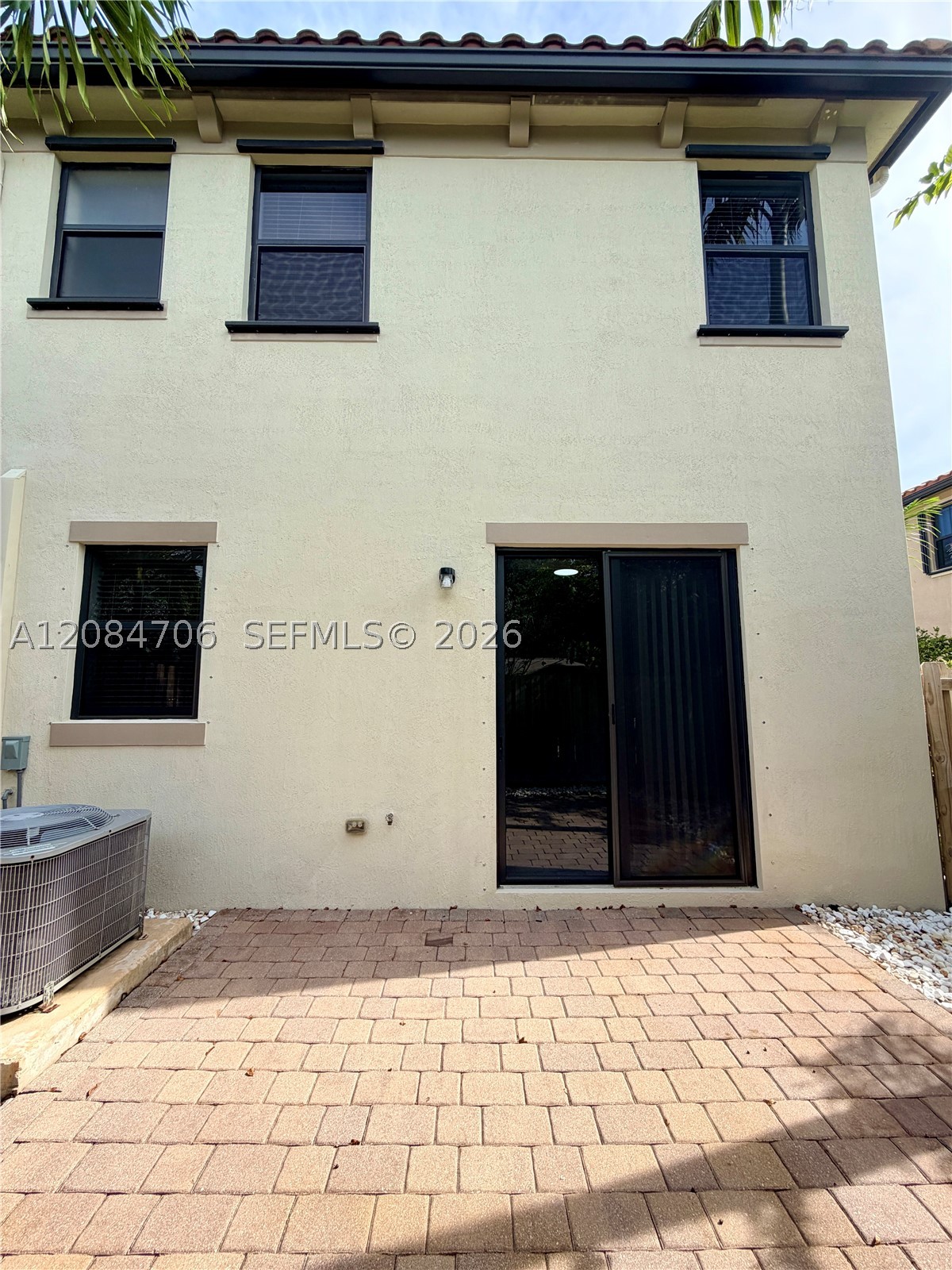 Davie FL 33314 - A12084706