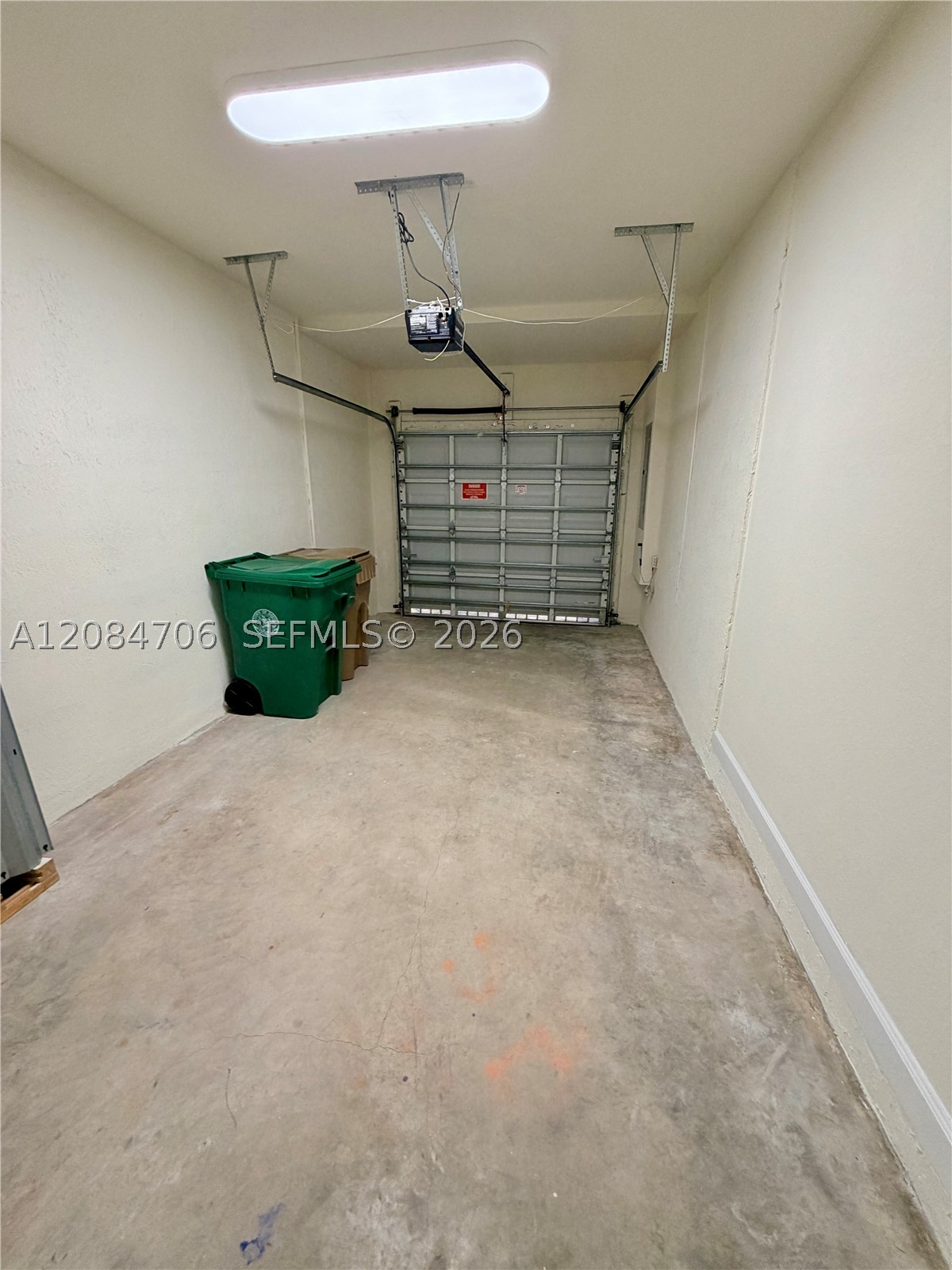 Davie FL 33314 - A12084706