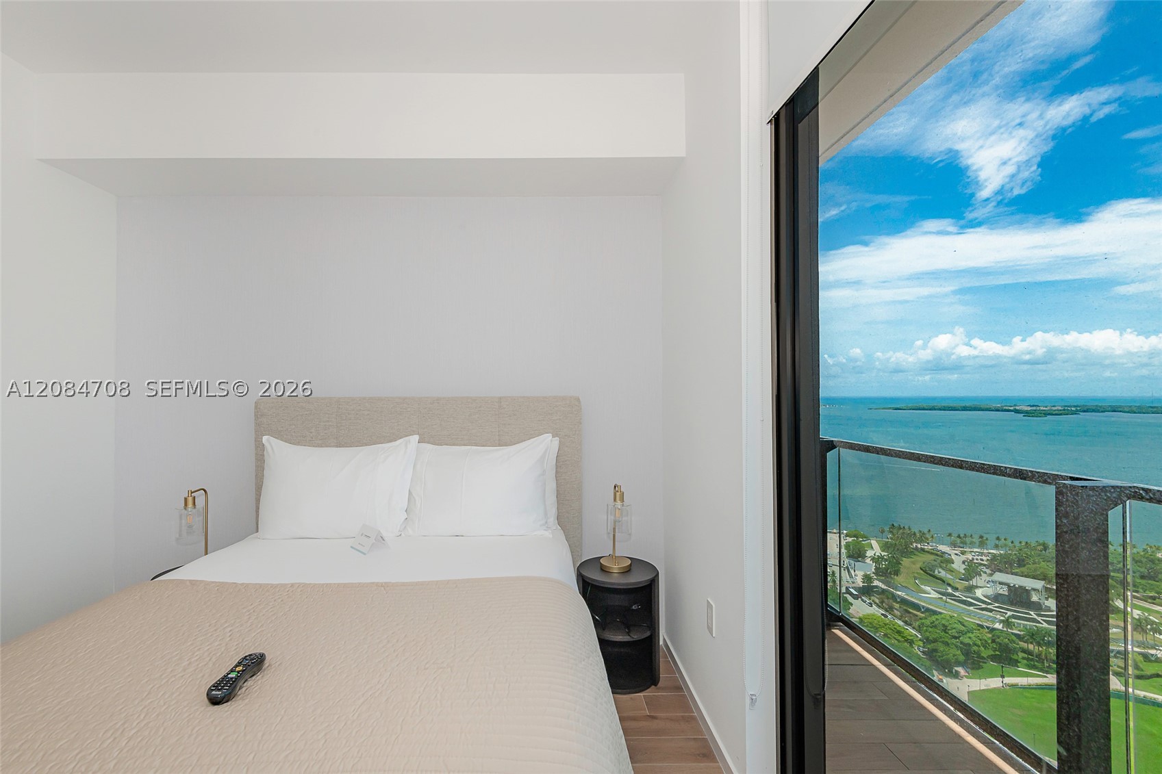 398 NE 5th St #3417, Miami FL 33132