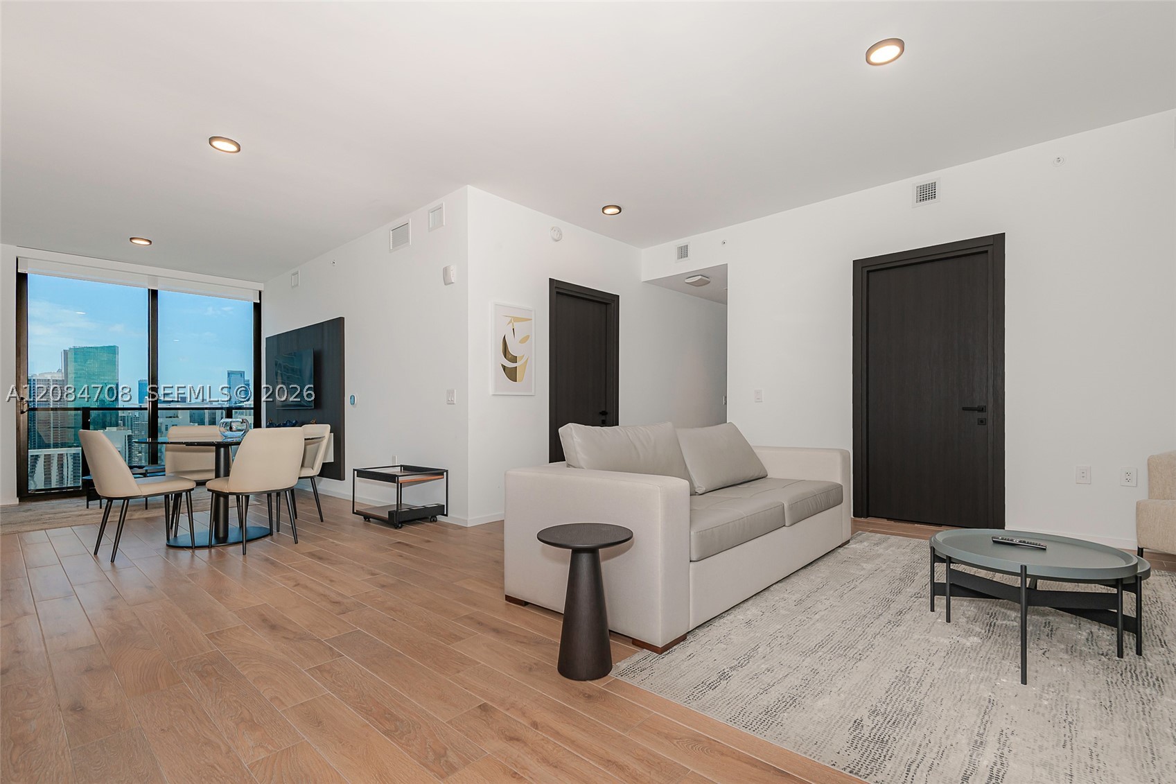 398 NE 5th St #3417, Miami FL 33132