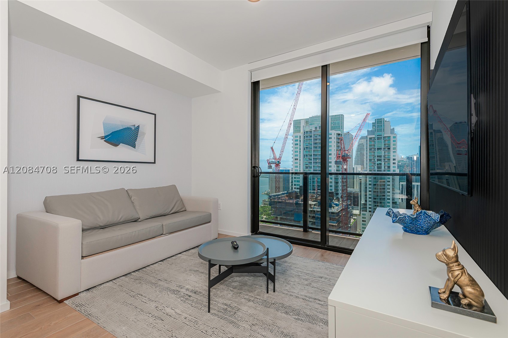 398 NE 5th St #3417, Miami FL 33132