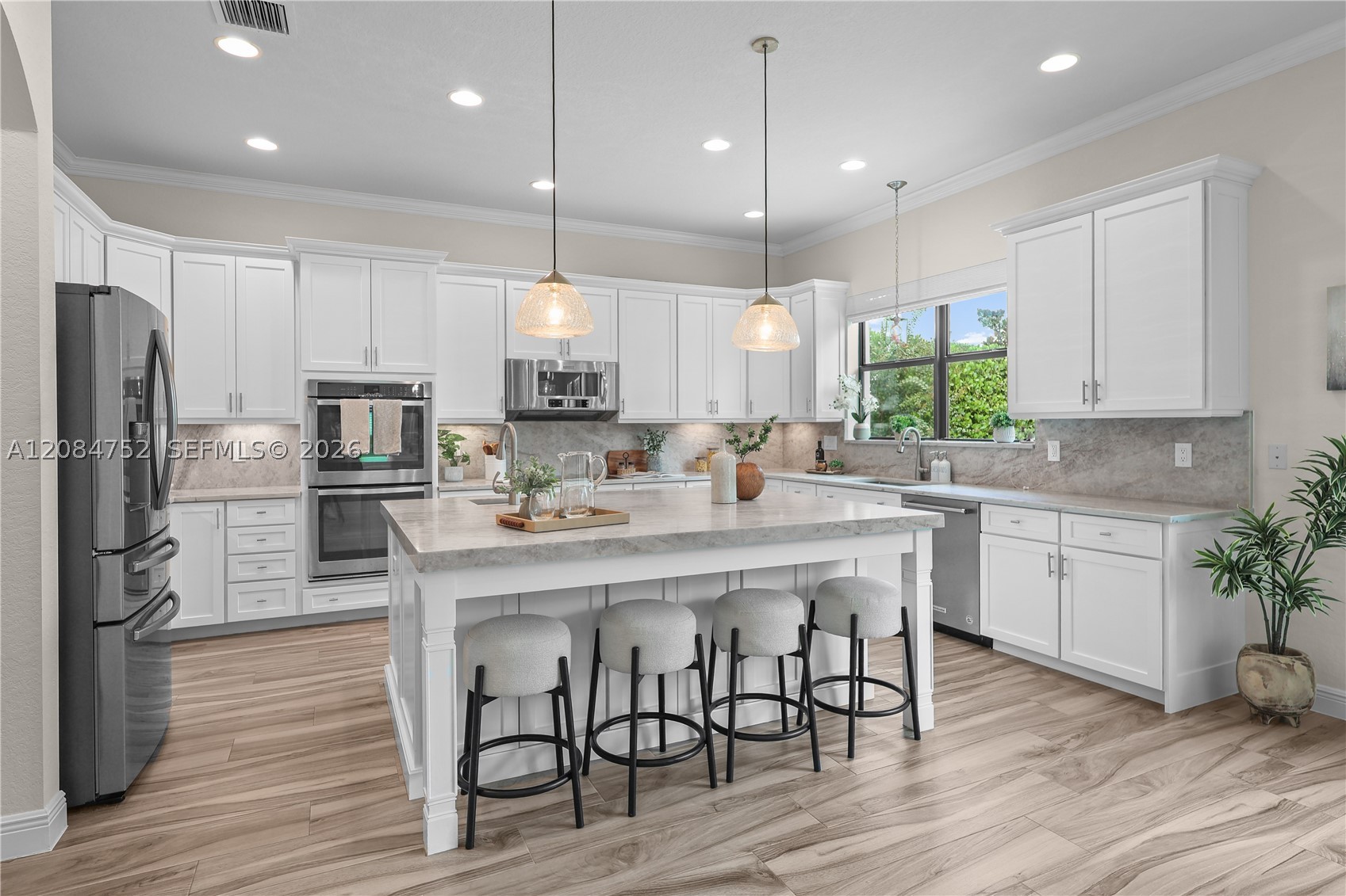 8142 Bradford Way, Parkland FL 33076