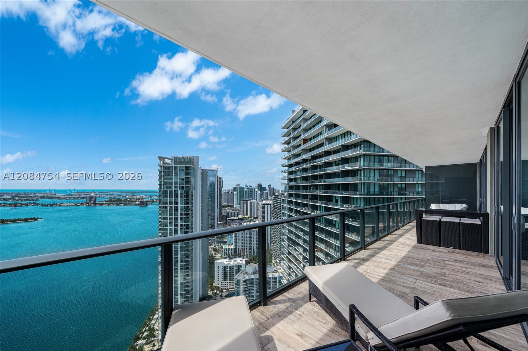 650 NE 32nd St #PH5003, Miami FL 33137