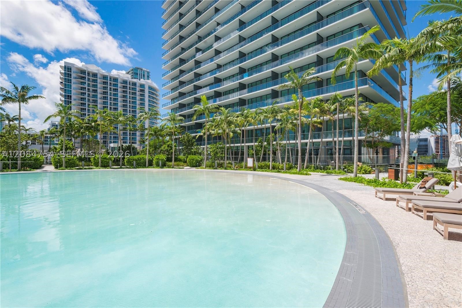 650 NE 32nd St #PH5003, Miami FL 33137