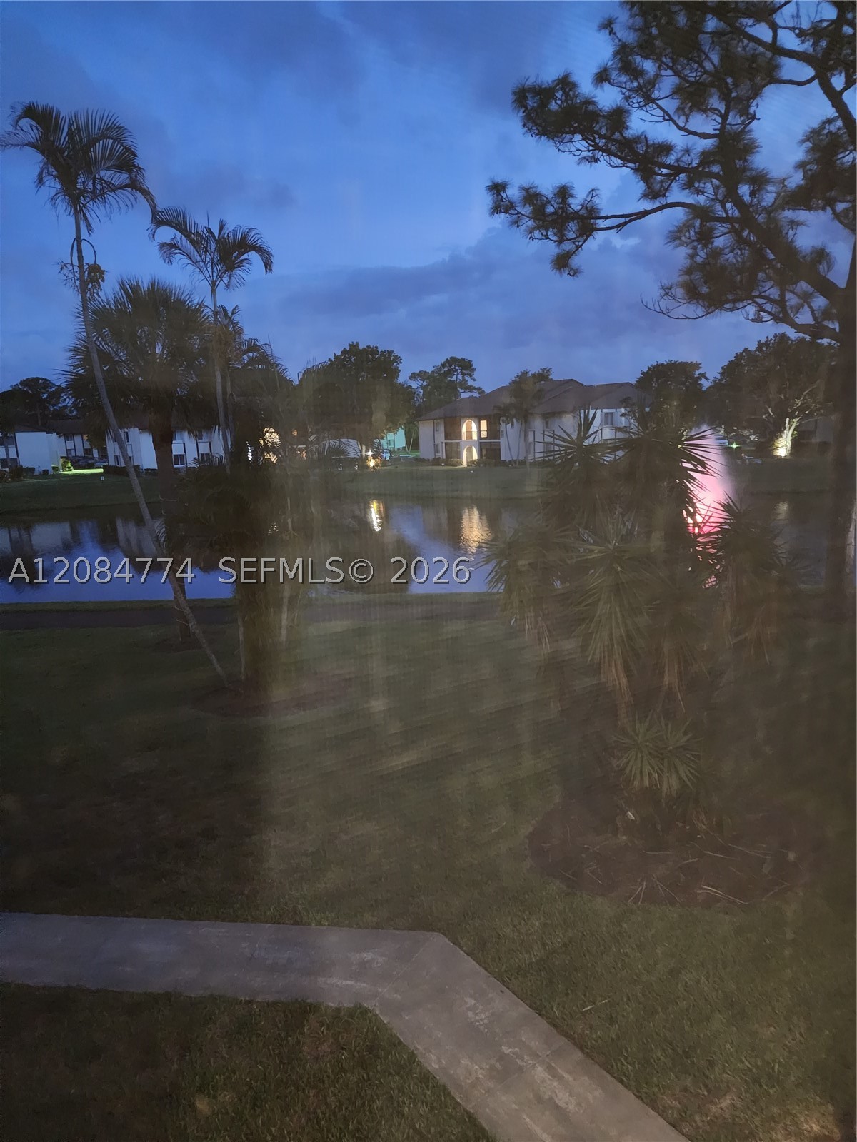 3561 Pine Tree Ct #D-2, Green Acres FL 33463