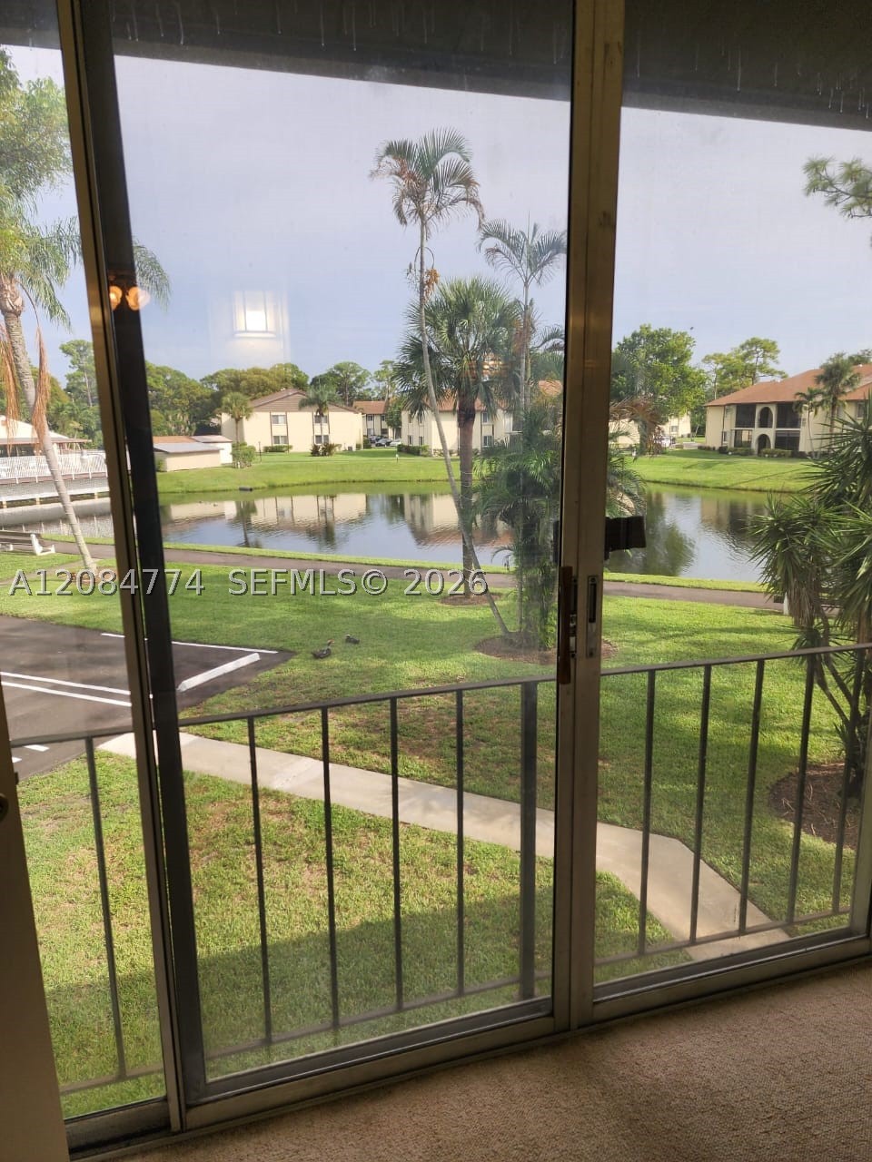 3561 Pine Tree Ct #D-2, Green Acres FL 33463