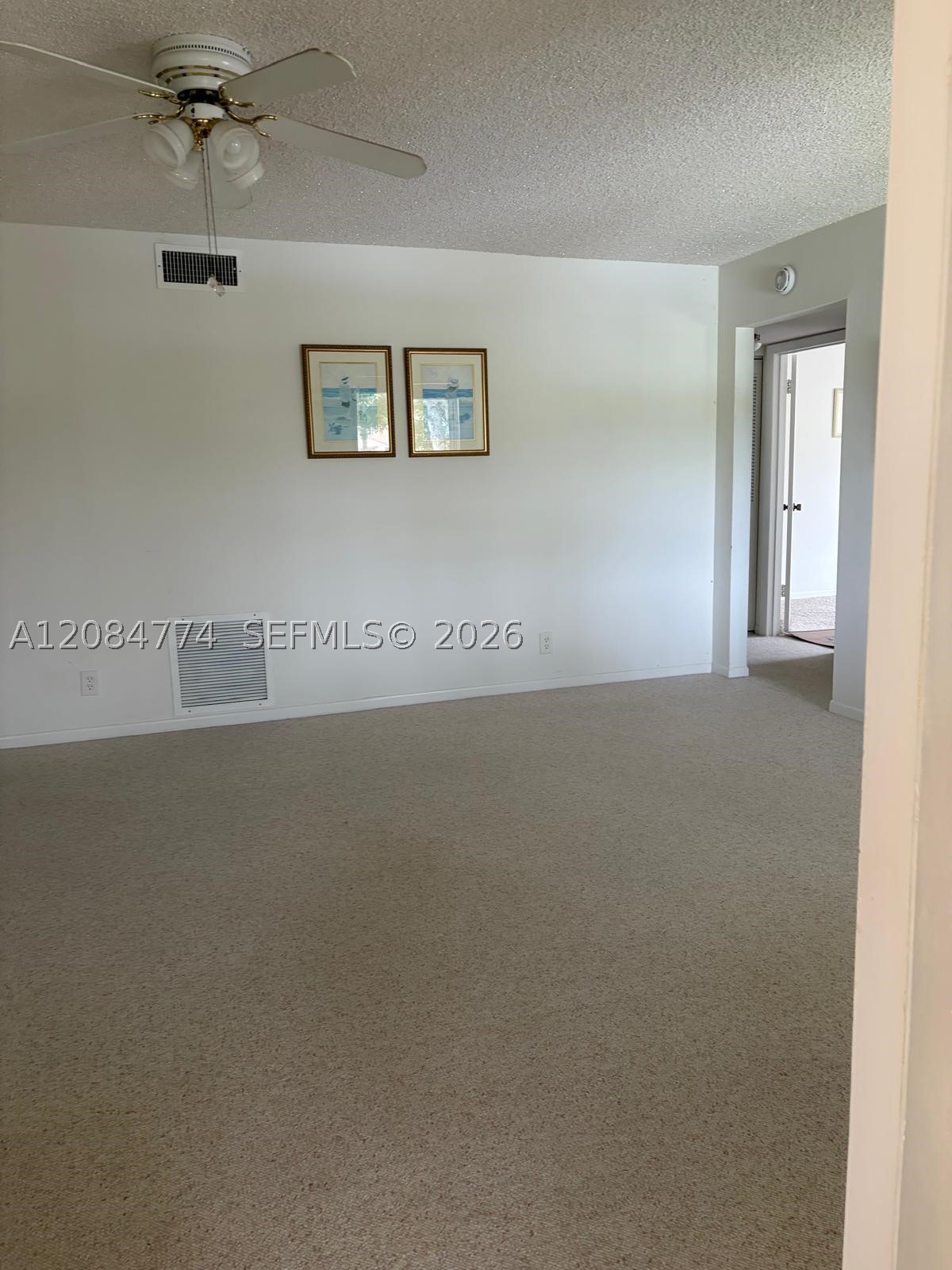 3561 Pine Tree Ct #D-2, Green Acres FL 33463