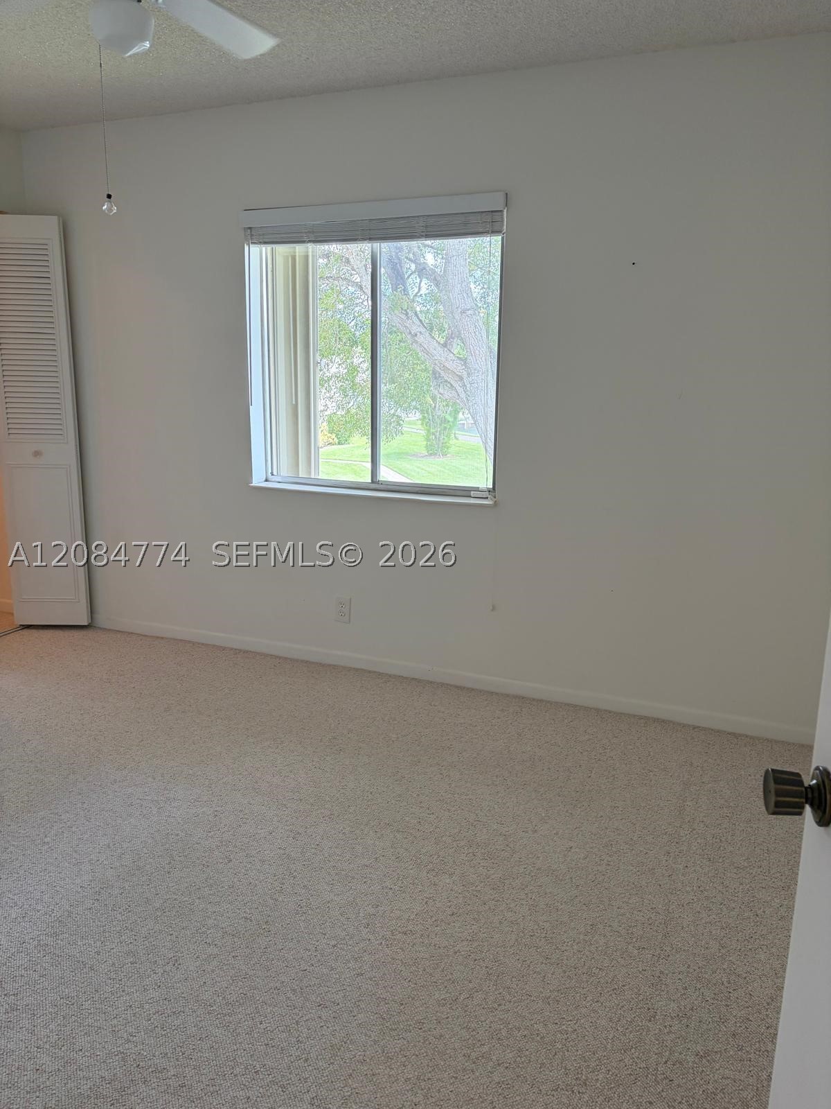 3561 Pine Tree Ct #D-2, Green Acres FL 33463