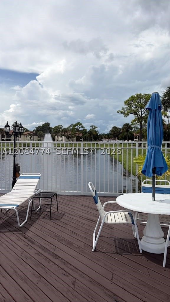 3561 Pine Tree Ct #D-2, Green Acres FL 33463