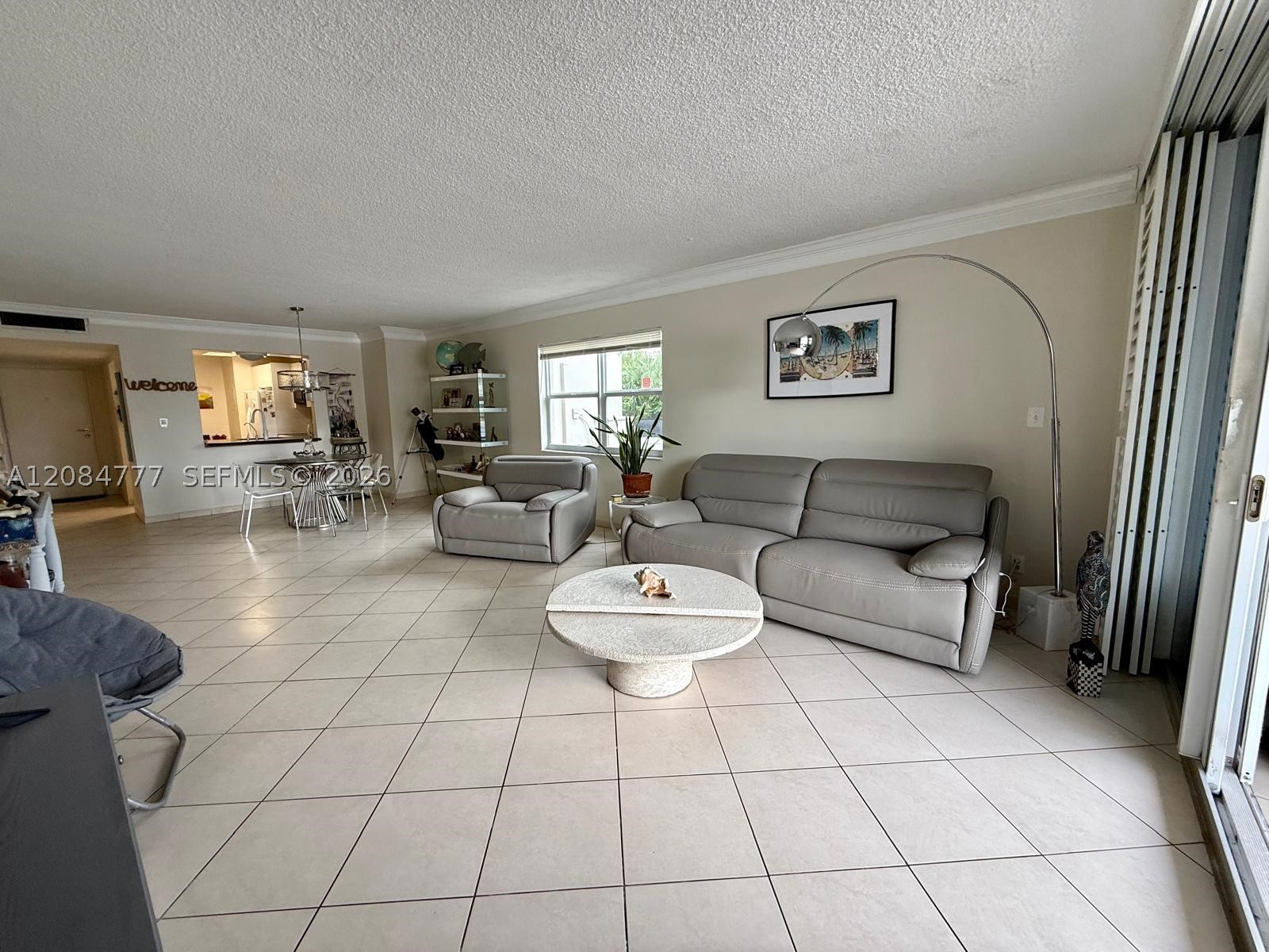 121 Golden Isles Dr #G2, Hallandale Beach FL 33009