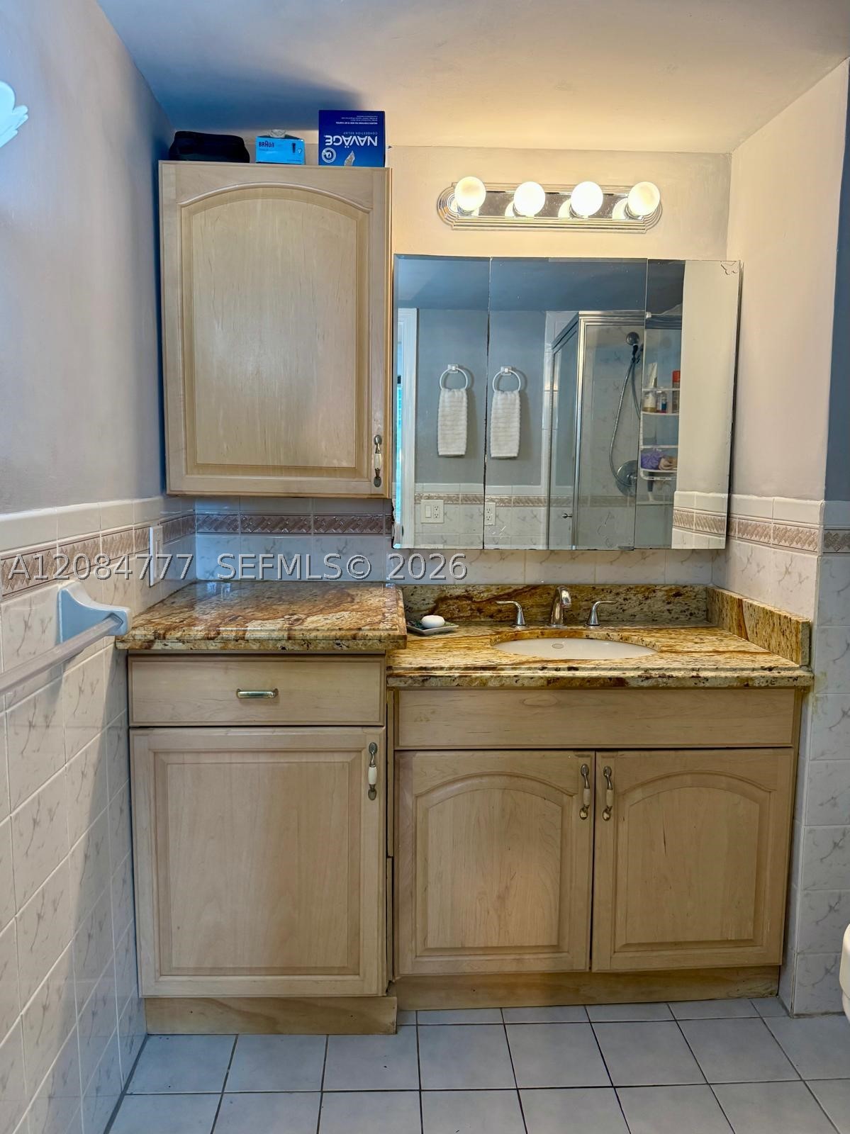 121 Golden Isles Dr #G2, Hallandale Beach FL 33009