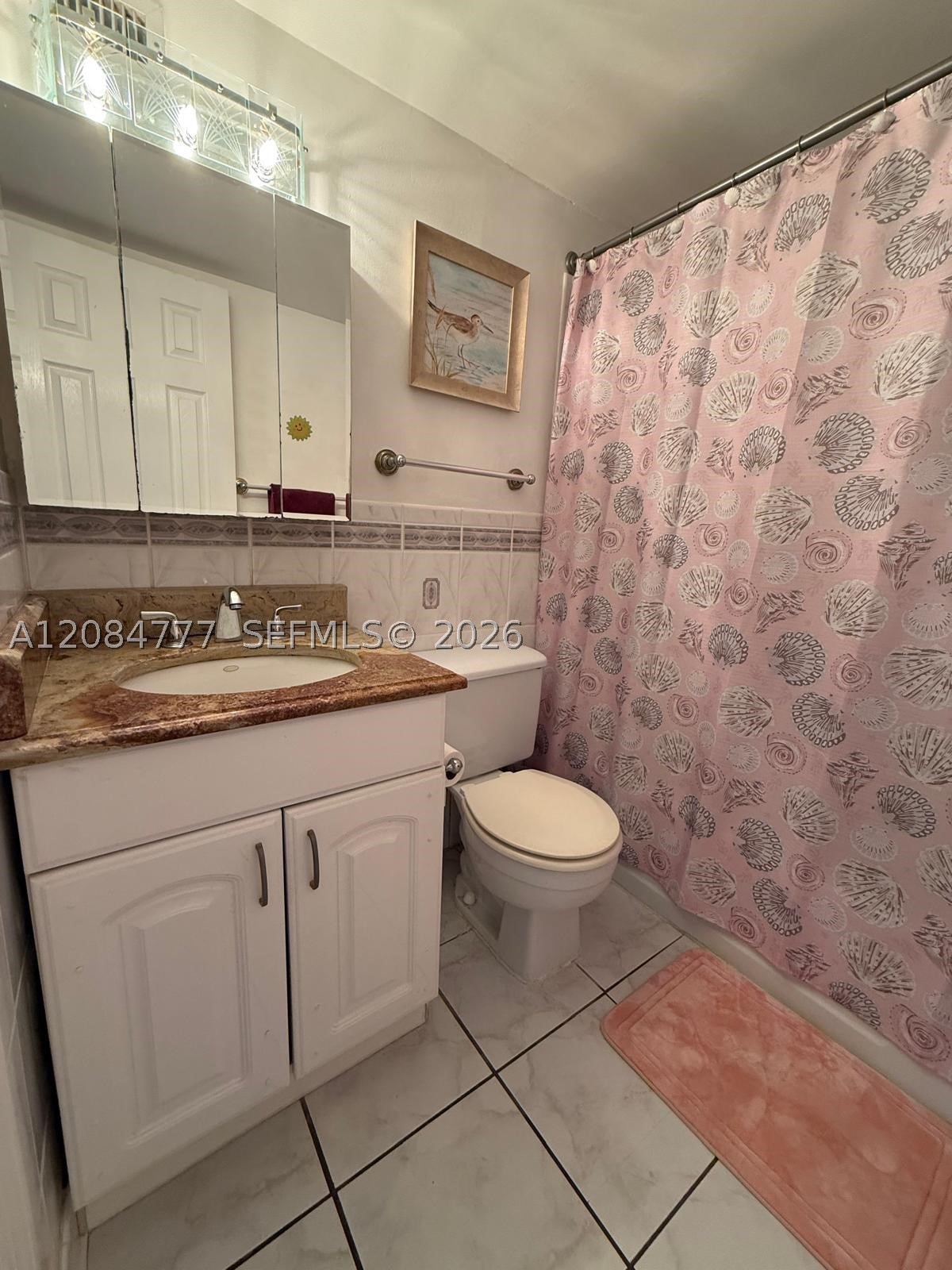 121 Golden Isles Dr #G2, Hallandale Beach FL 33009