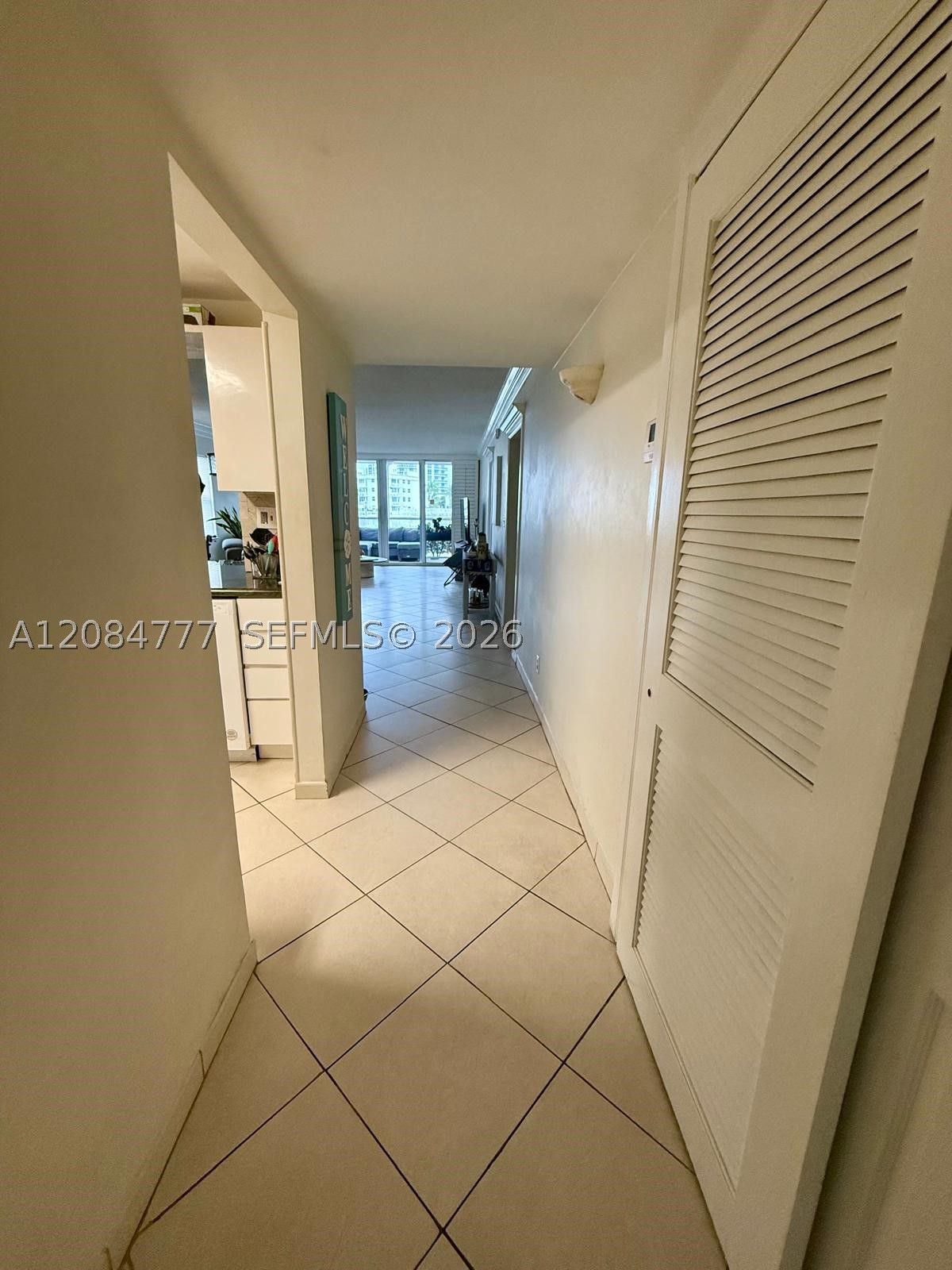 121 Golden Isles Dr #G2, Hallandale Beach FL 33009