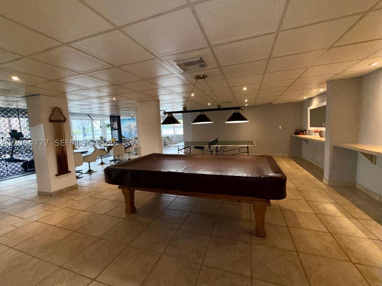 121 Golden Isles Dr #G2, Hallandale Beach FL 33009