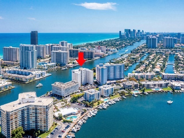 121 Golden Isles Dr #G2, Hallandale Beach FL 33009