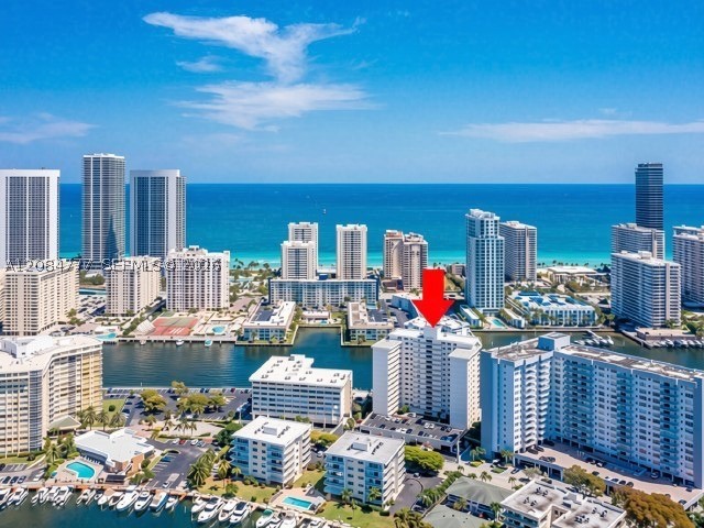 121 Golden Isles Dr #G2, Hallandale Beach FL 33009