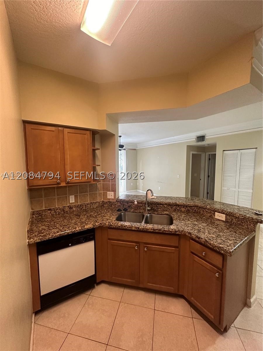 2212 E Myrtlewood Cir E #2212, Palm Beach Gardens FL 33418