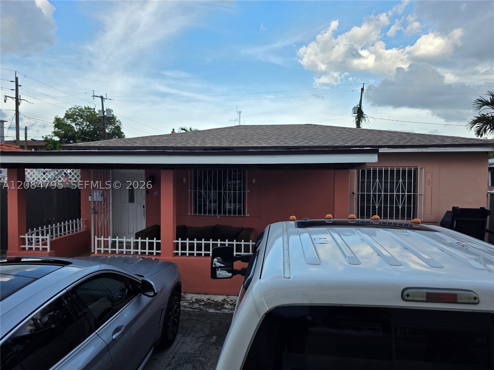 55 SW 60th Ct, Miami FL 33144