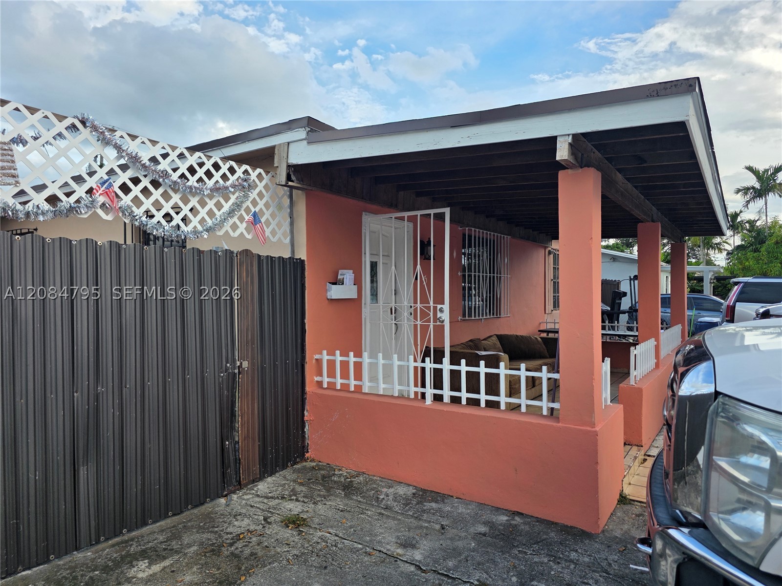 55 SW 60th Ct, Miami FL 33144