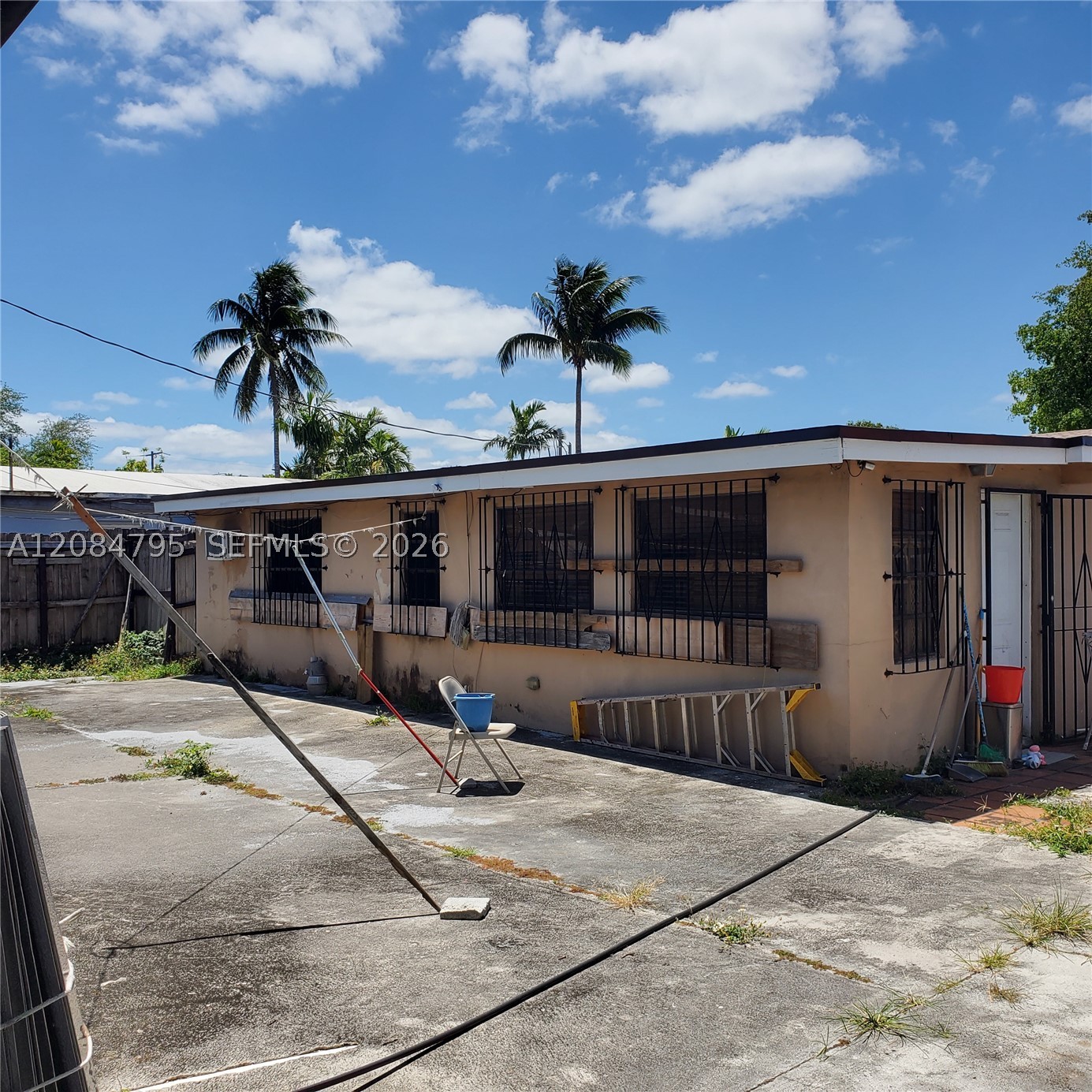 55 SW 60th Ct, Miami FL 33144