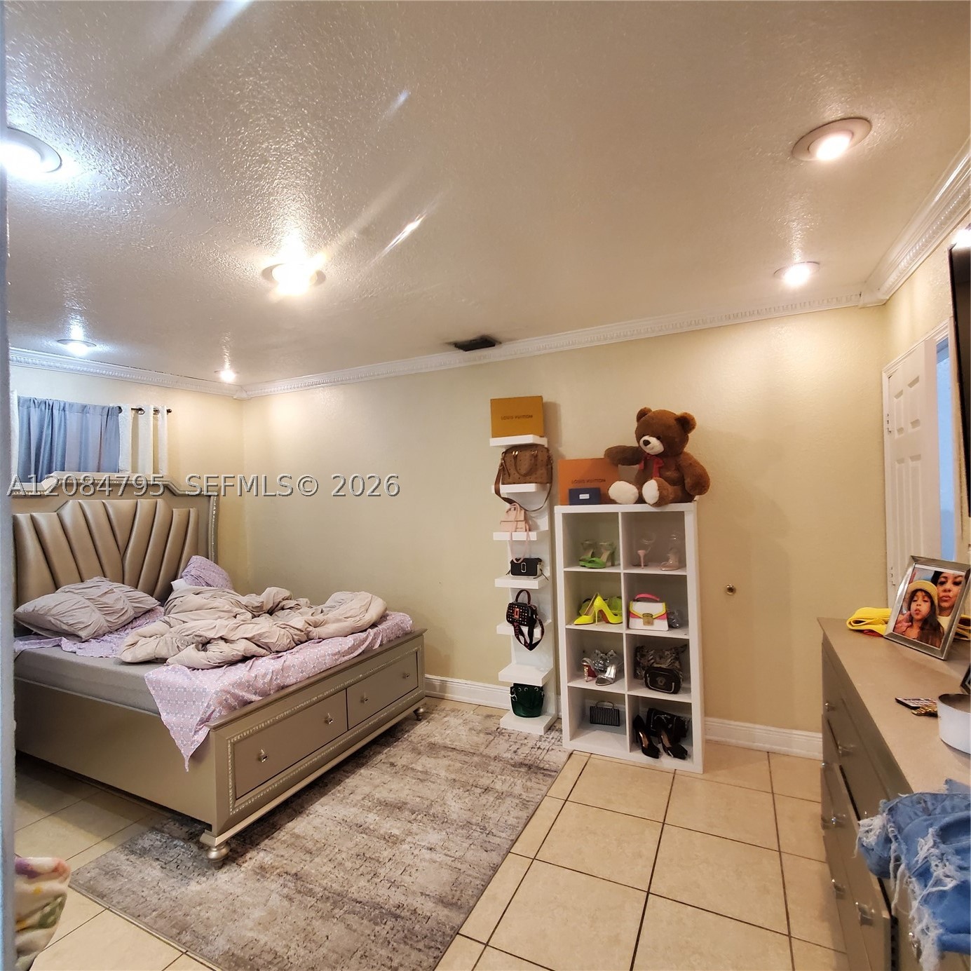 55 SW 60th Ct, Miami FL 33144