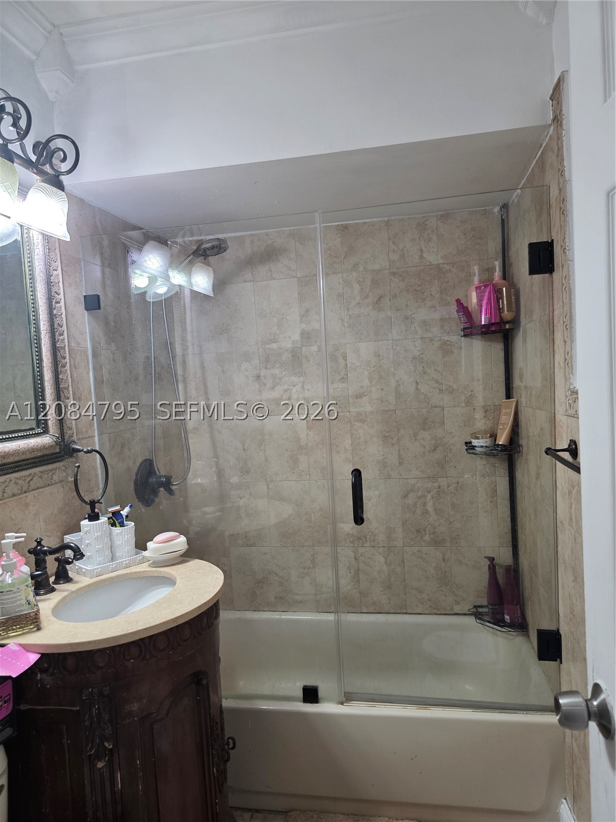 55 SW 60th Ct, Miami FL 33144