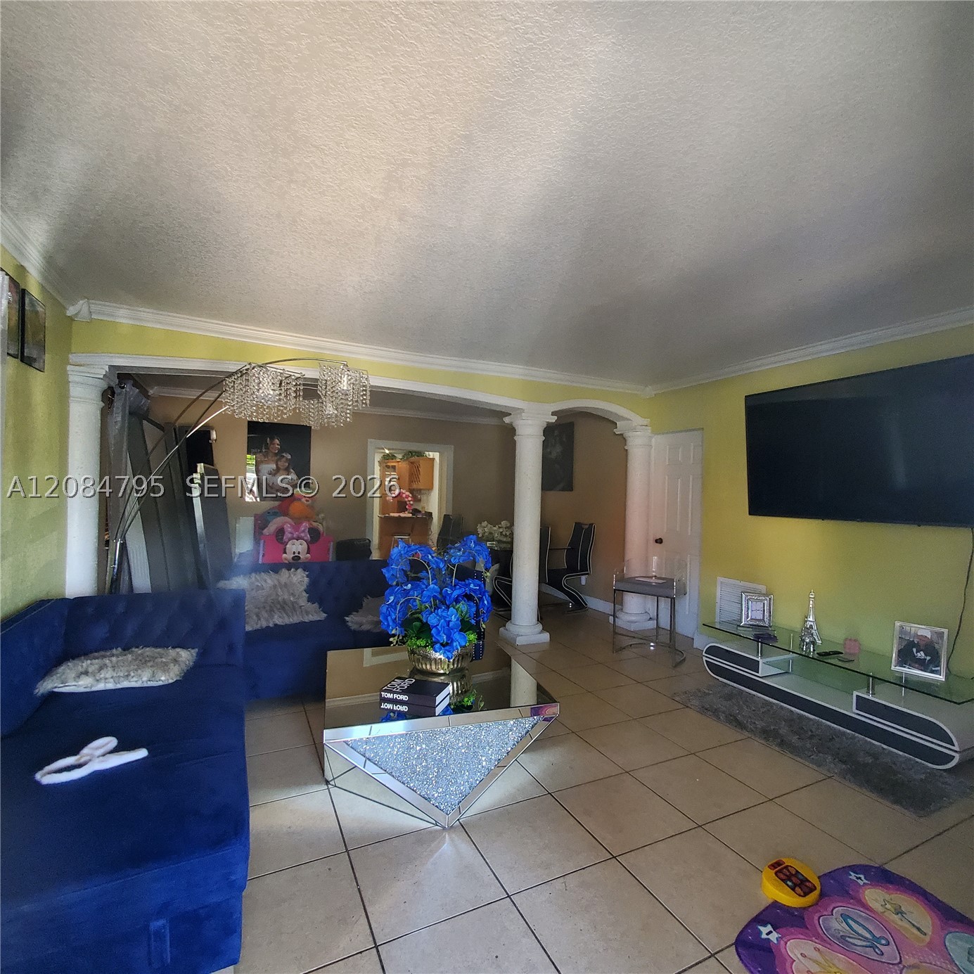55 SW 60th Ct, Miami FL 33144