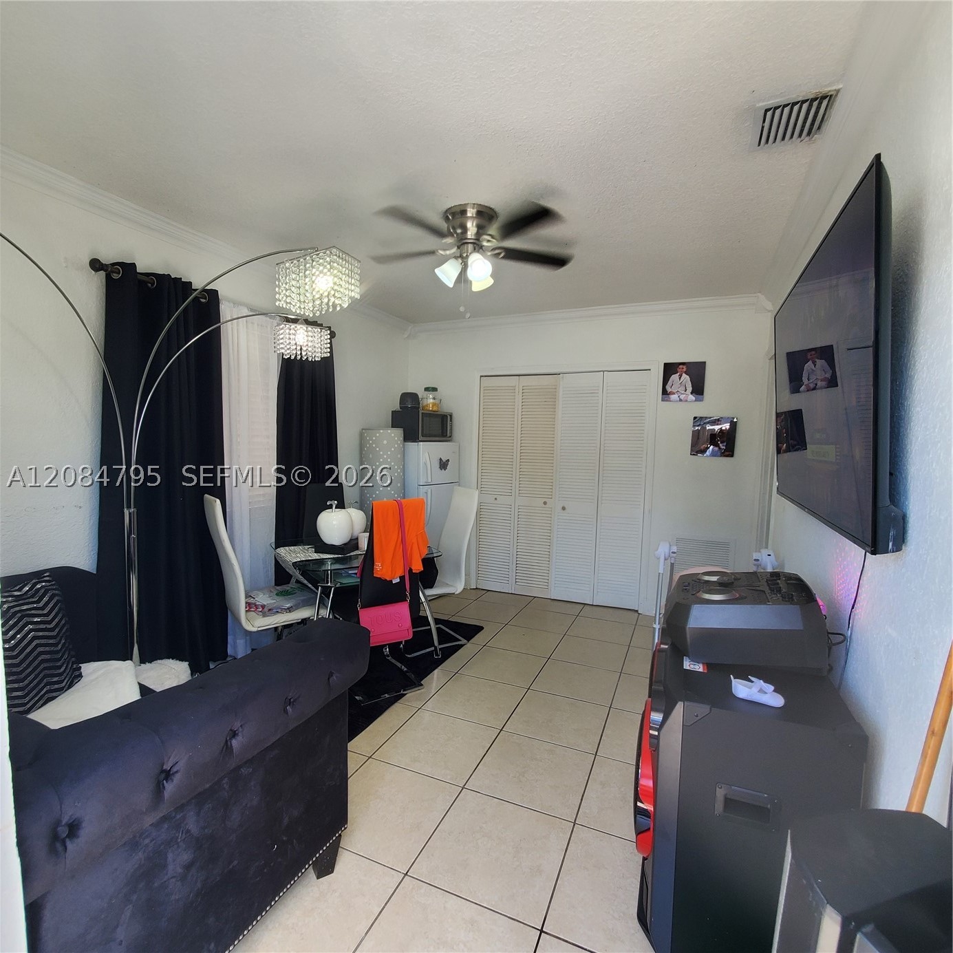 55 SW 60th Ct, Miami FL 33144