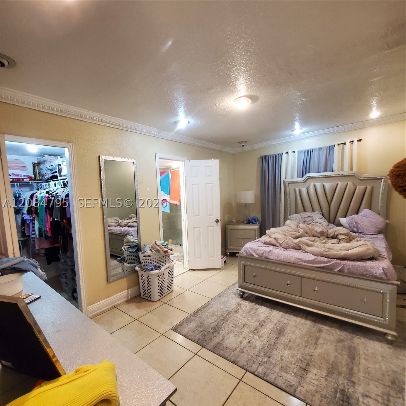 55 SW 60th Ct, Miami FL 33144