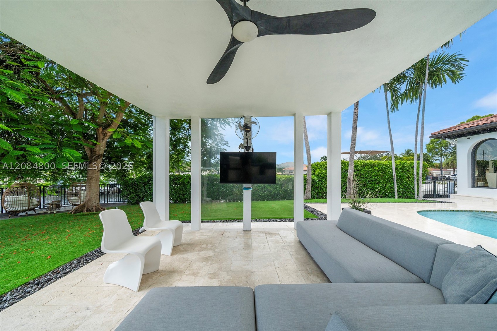 12905 Ixora Rd, North Miami FL 33181