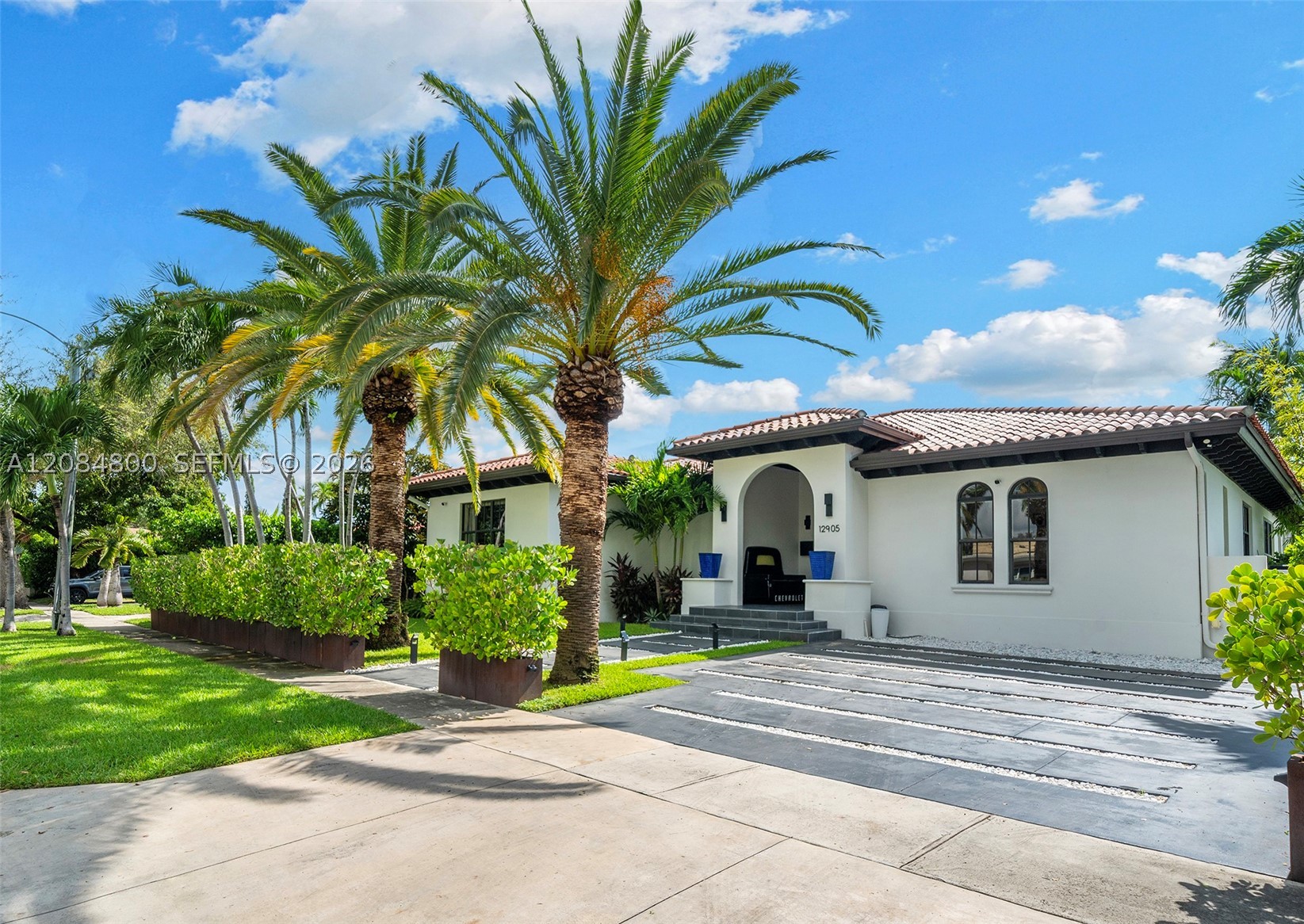 12905 Ixora Rd, North Miami FL 33181
