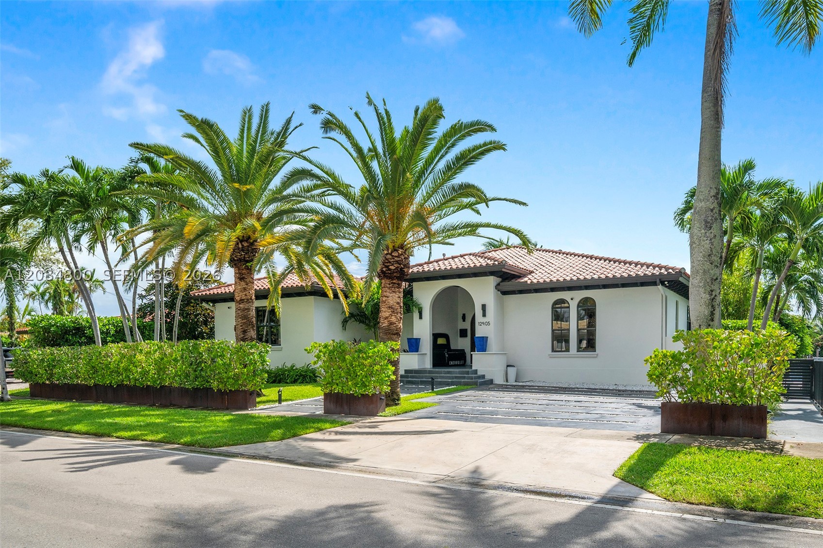 12905 Ixora Rd, North Miami FL 33181