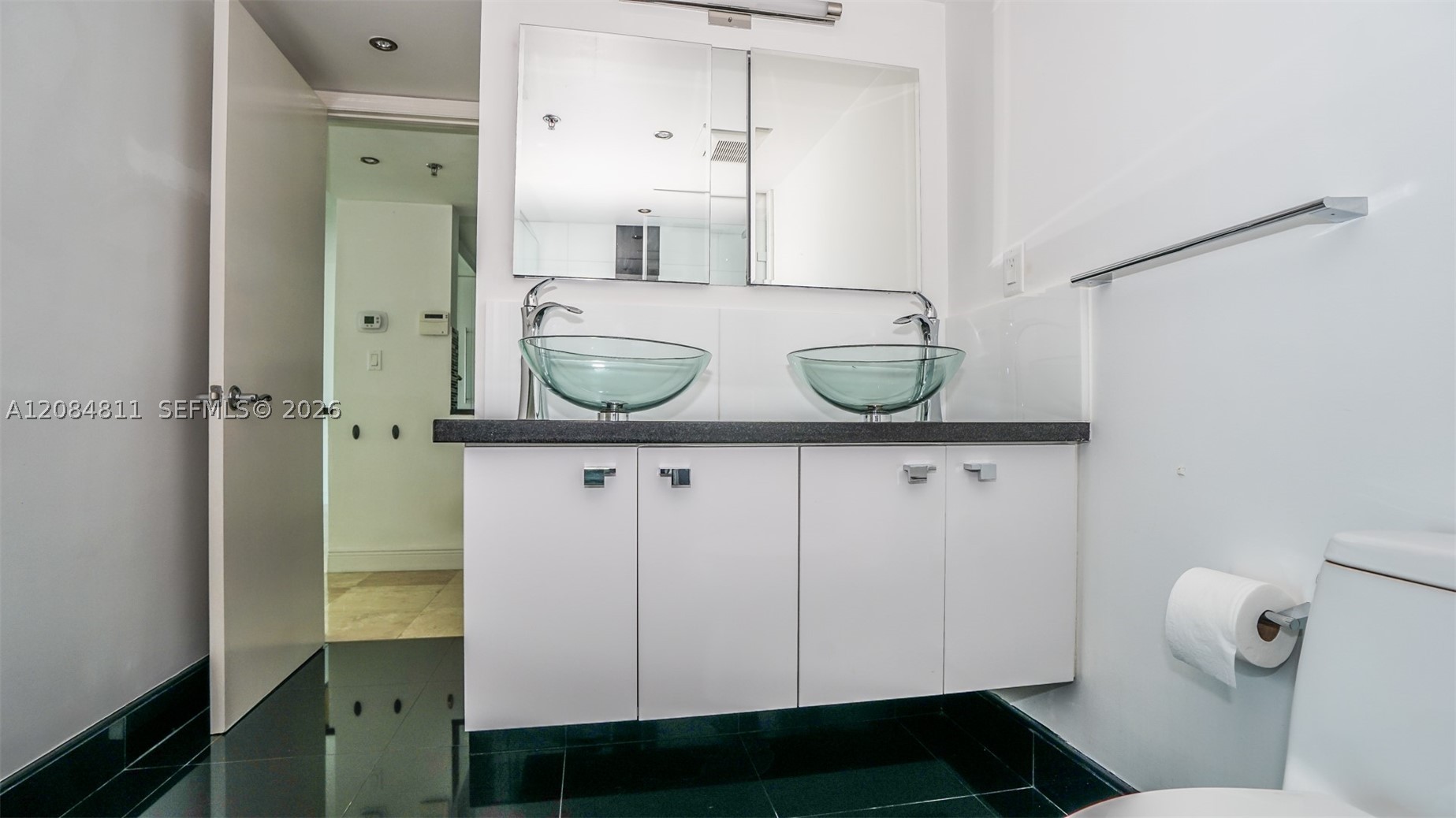 1200 Brickell Bay Dr #3620, Miami FL 33131