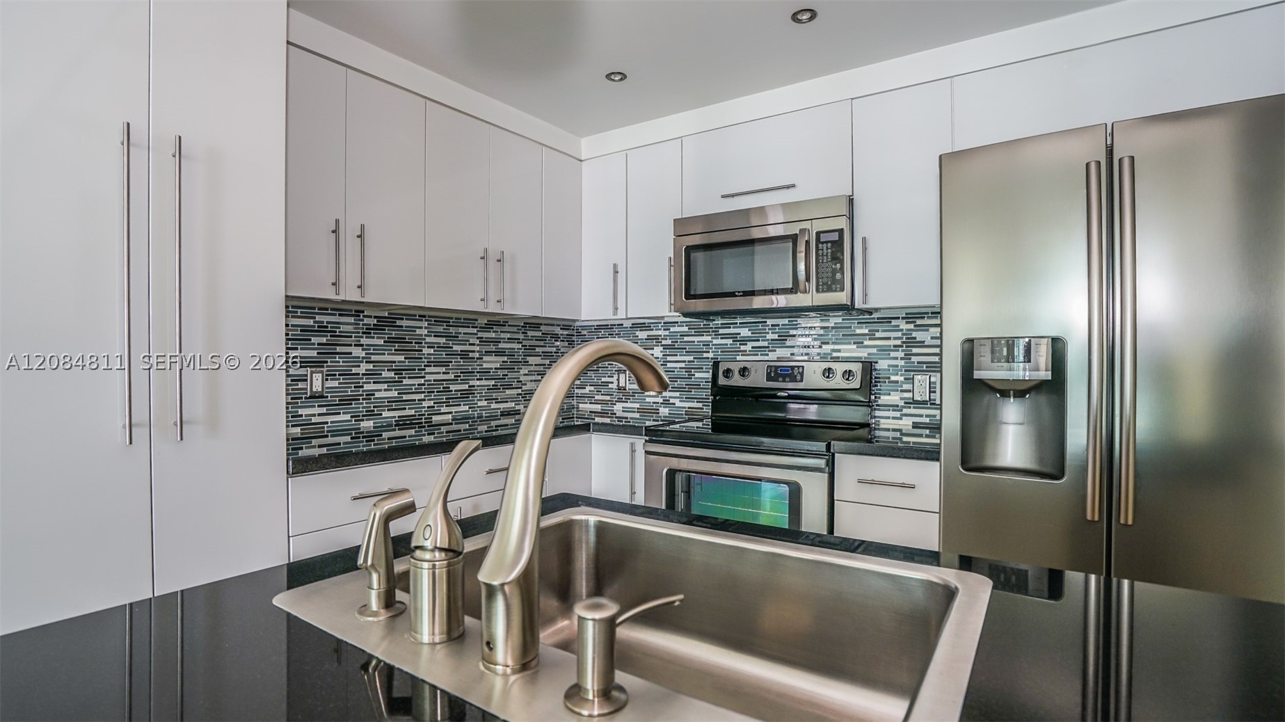 1200 Brickell Bay Dr #3620, Miami FL 33131
