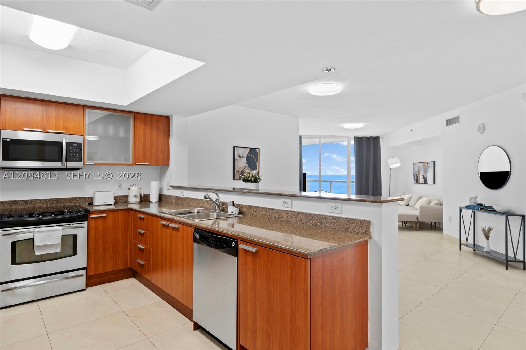 16699 Collins Ave #1710, Sunny Isles Beach FL 33160